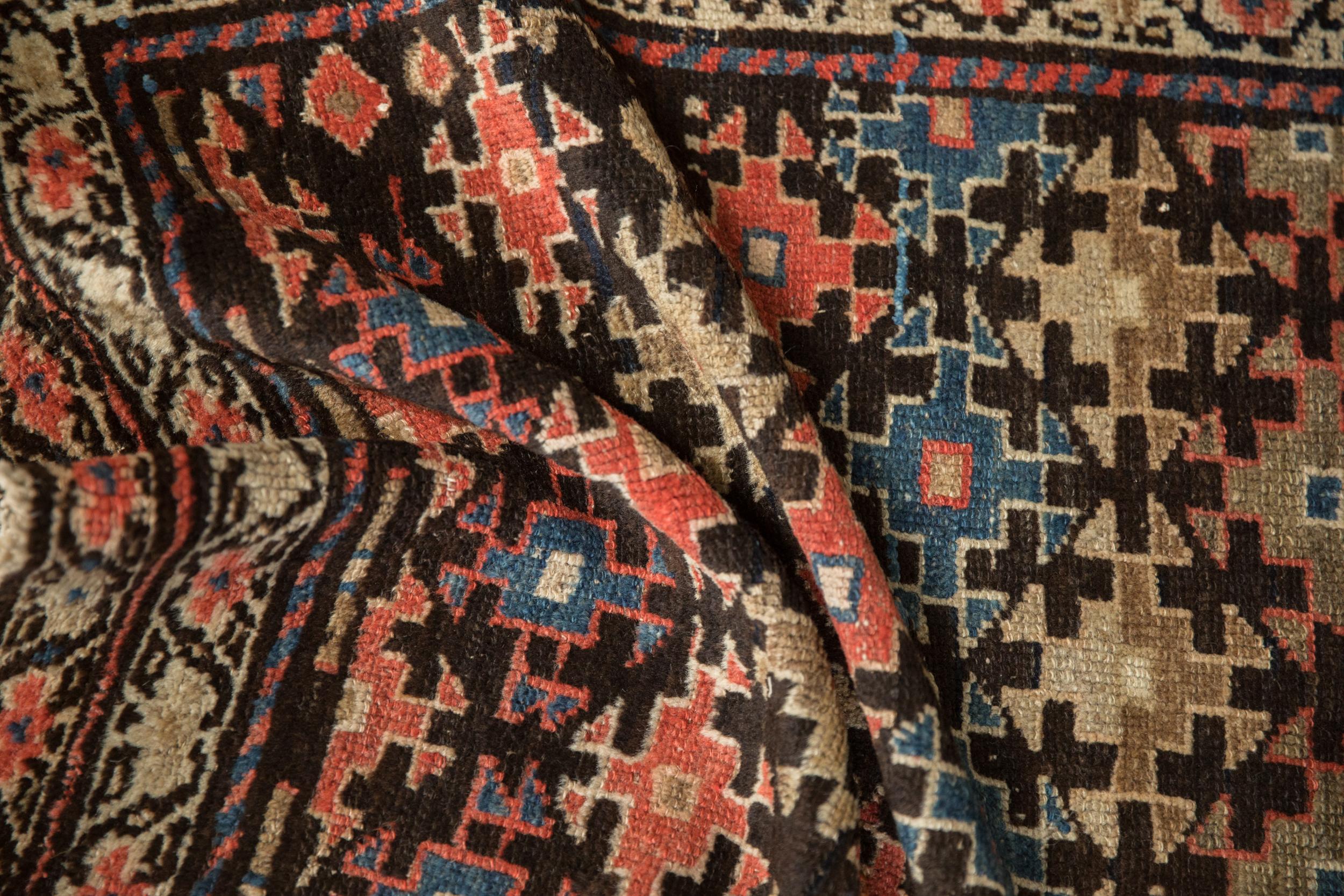 Antiker Kurdischer Malayer-Teppich-Läufer mit Fragment im Angebot 3