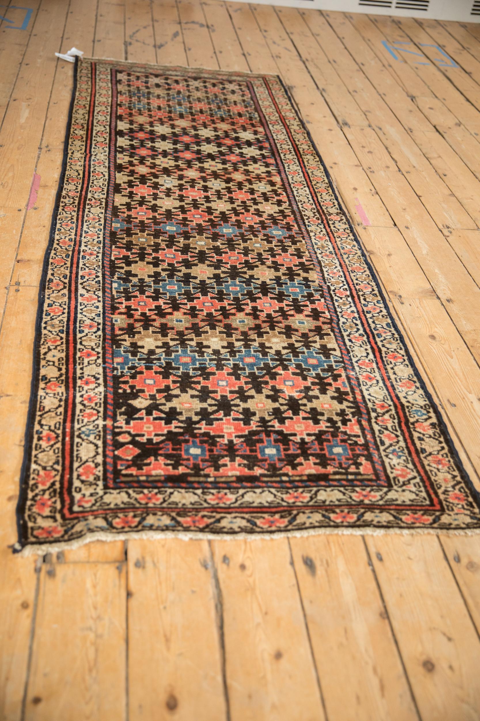 Antiker Kurdischer Malayer-Teppich-Läufer mit Fragment (Persisch) im Angebot