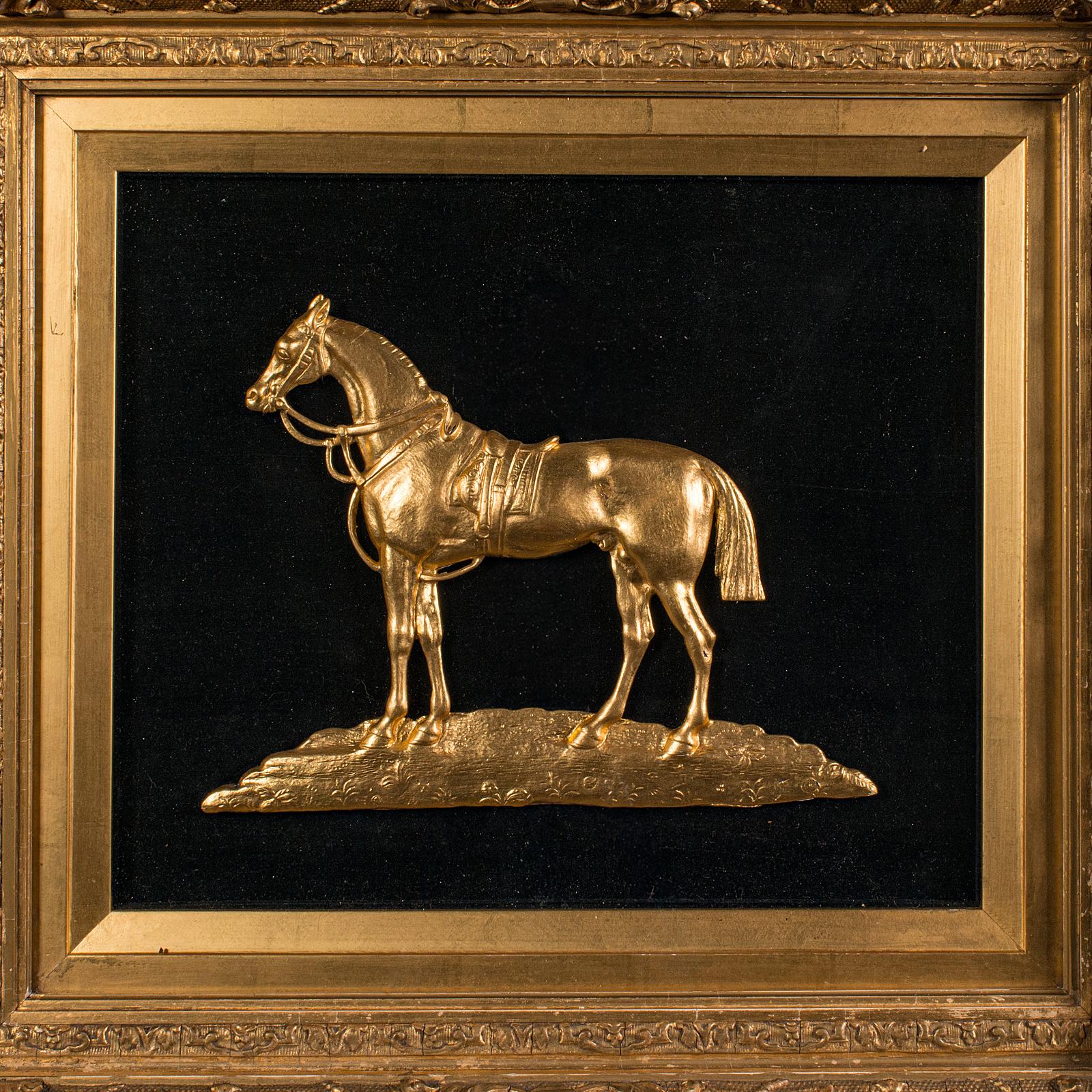 Britannique Relief de cheval arabe antique encadré, anglais, bois doré, panneau d'exposition victorien en vente