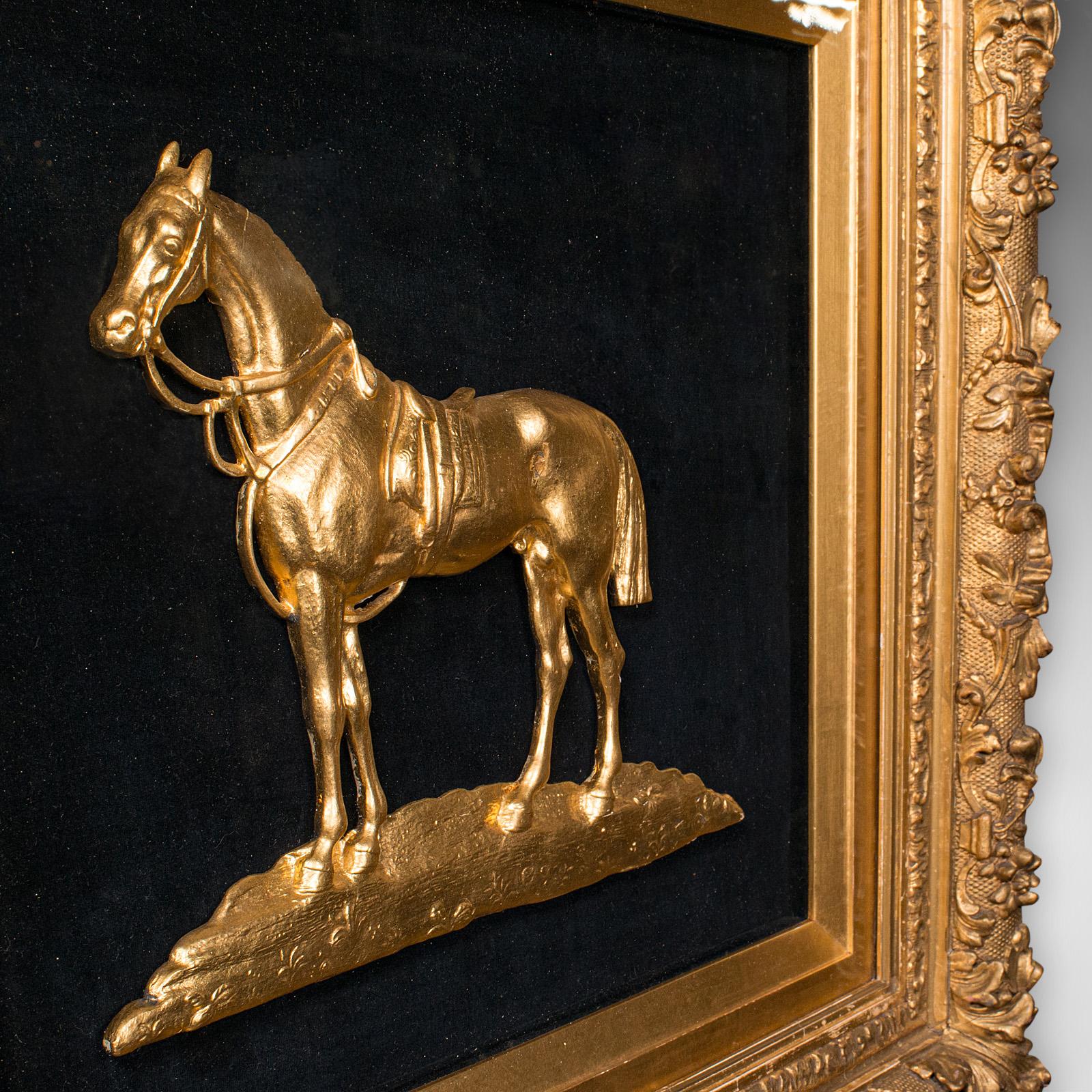 Métal Relief de cheval arabe antique encadré, anglais, bois doré, panneau d'exposition victorien en vente