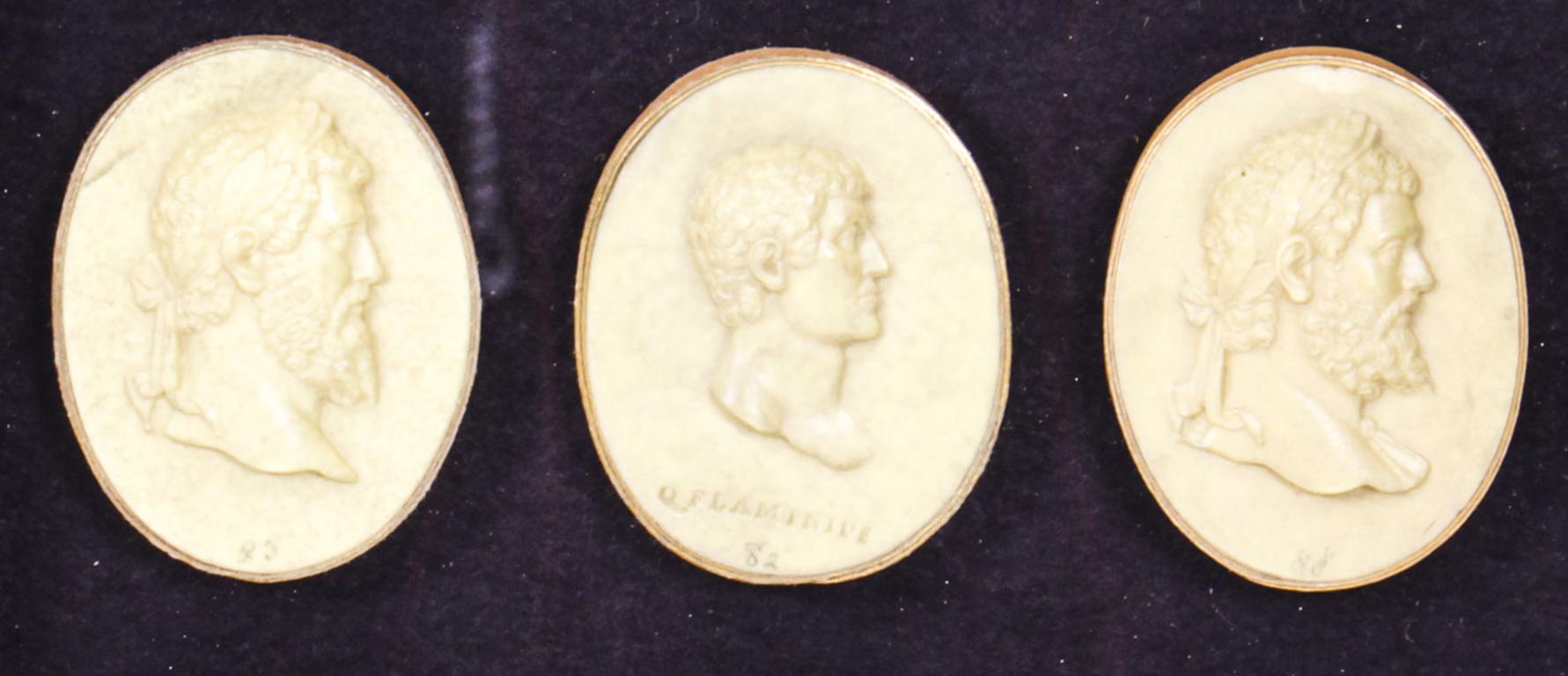 Fine XVIII secolo Collezione antica incorniciata Grand Tour Ritratto Busto Medaglioni XVIII sec.