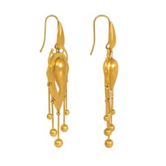 Pendientes colgantes con marco antiguo