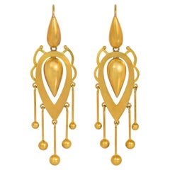 Pendientes colgantes con marco antiguo