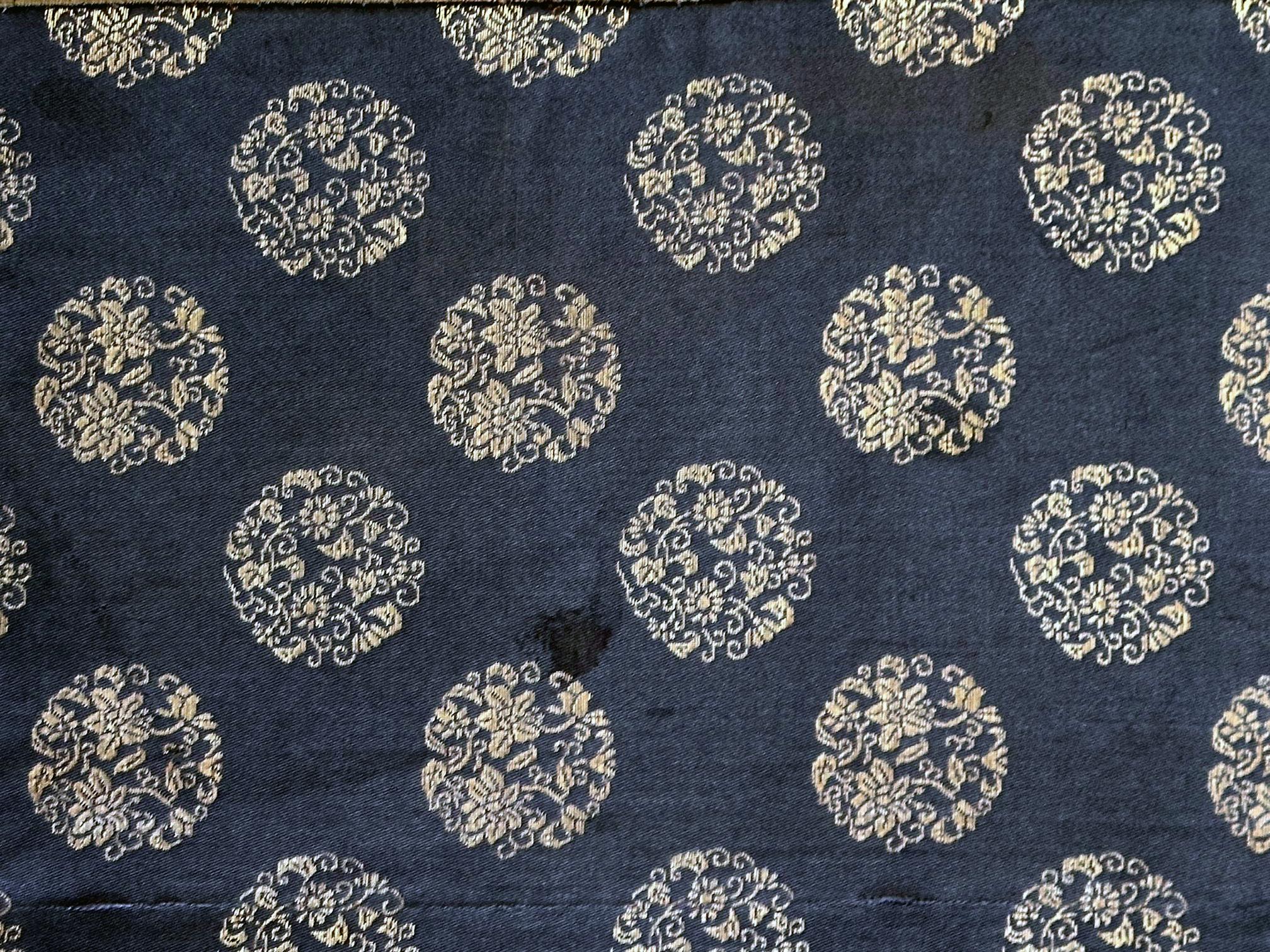 Antique Framed Japanese Silk Kesa Monk's Robe Edo Period For Sale 13