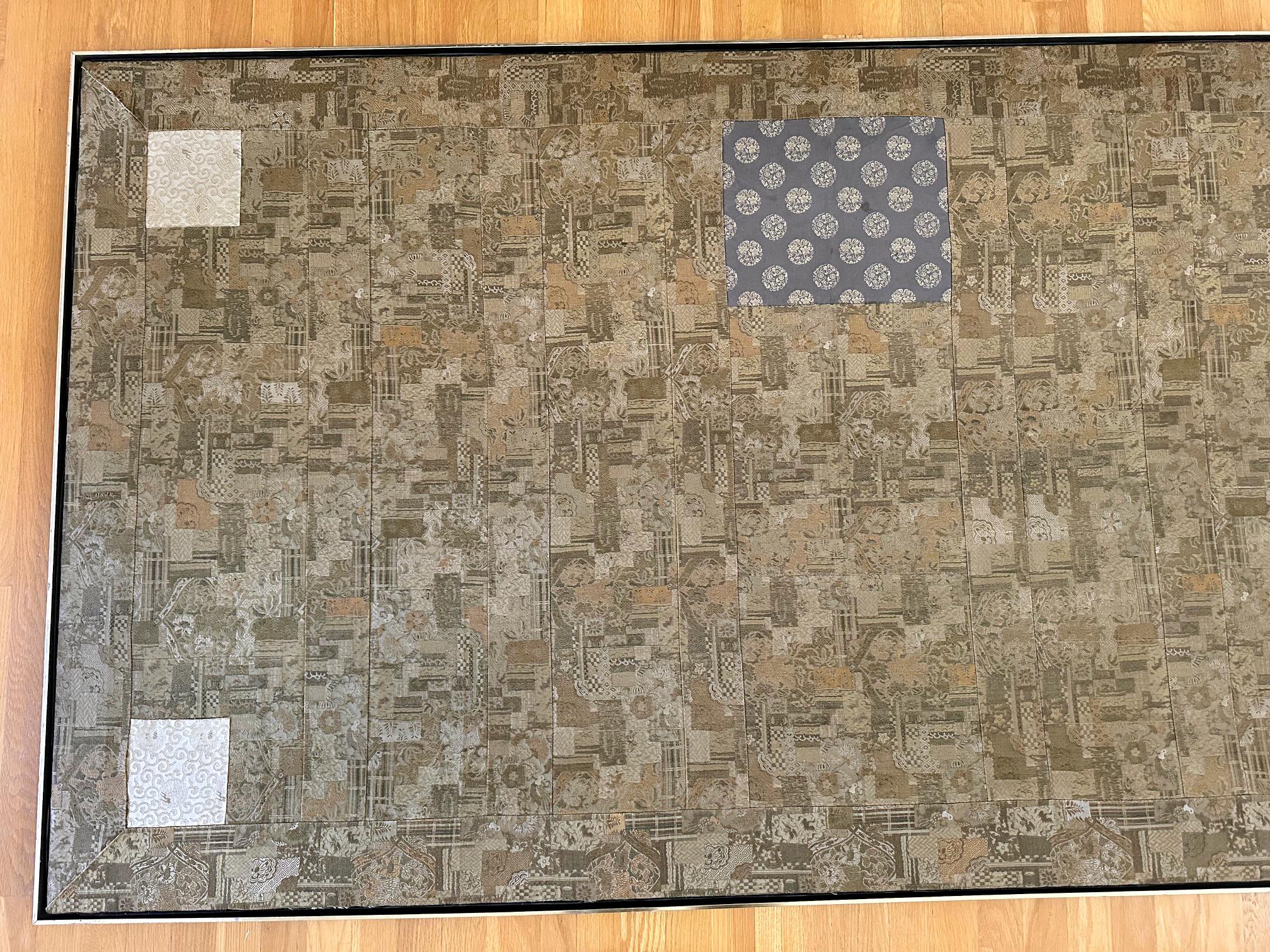 Antique Framed Japanese Silk Kesa Monk's Robe Edo Period In Good Condition For Sale In Atlanta, GA