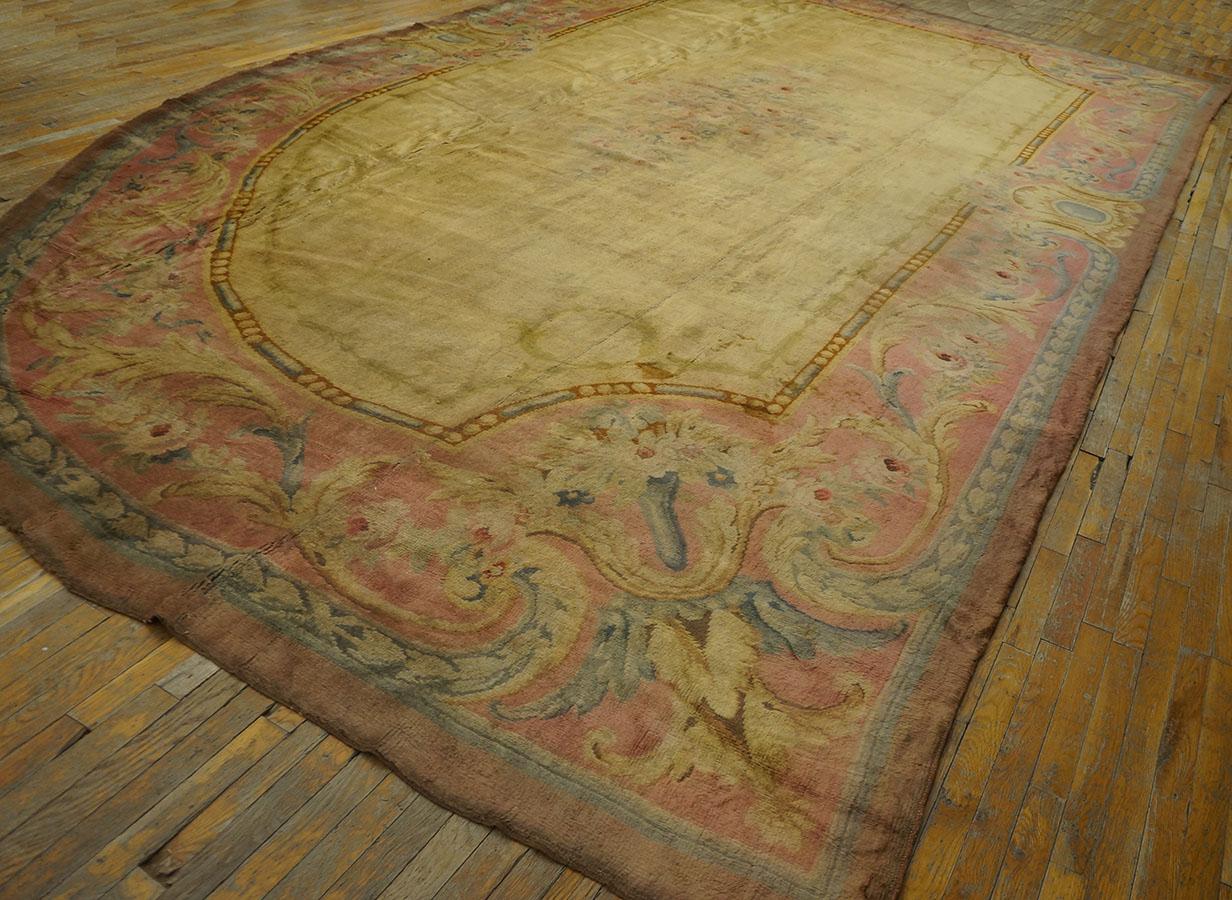 Hand-Woven Late 19th Century French Savonnerie Carpet (12' 3'' x 21' - 375 x 640 cm ) For Sale