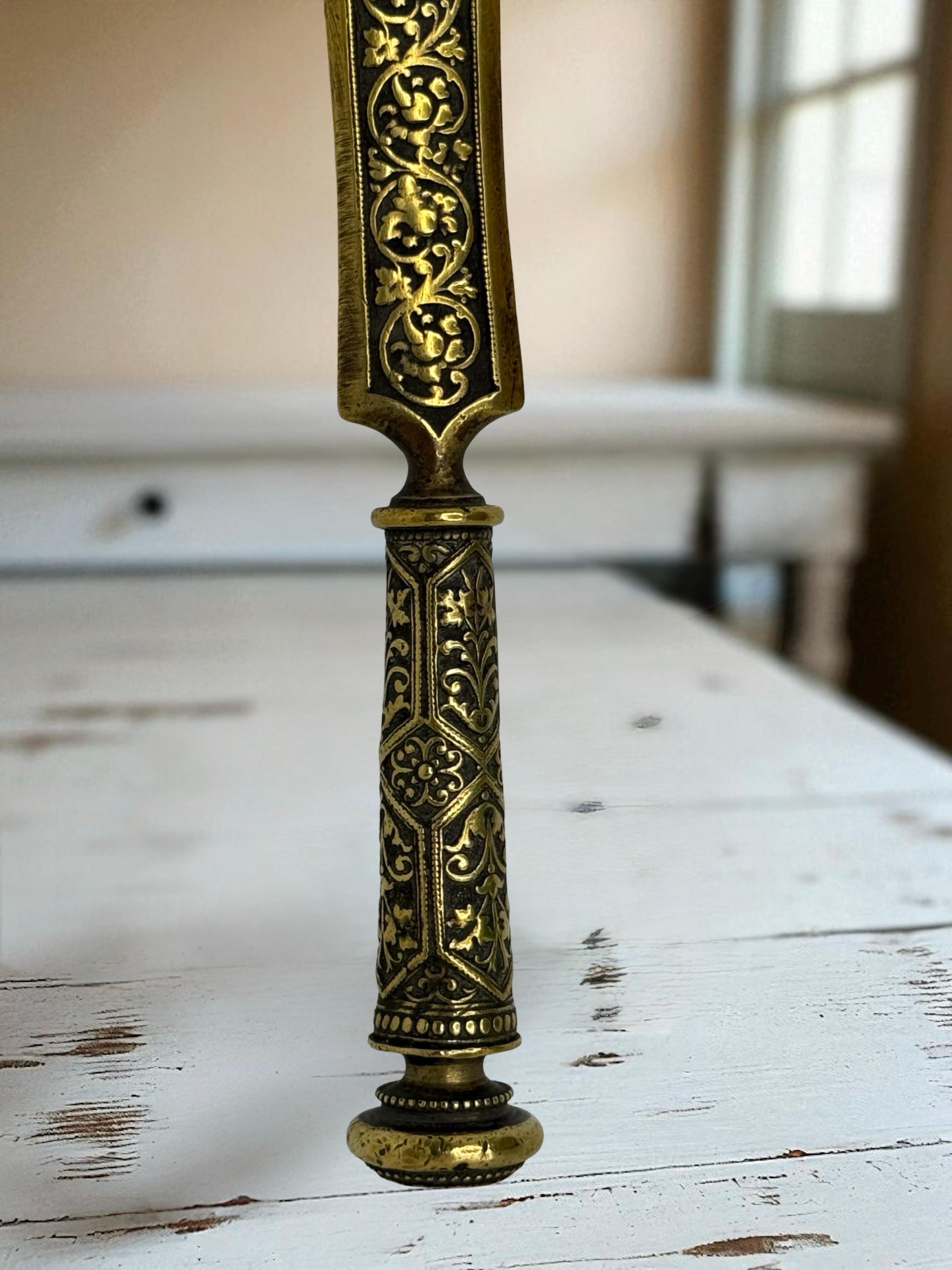 Antique Franch Art Nouveau Bronze Letter Opener, 1900s or older For Sale 6
