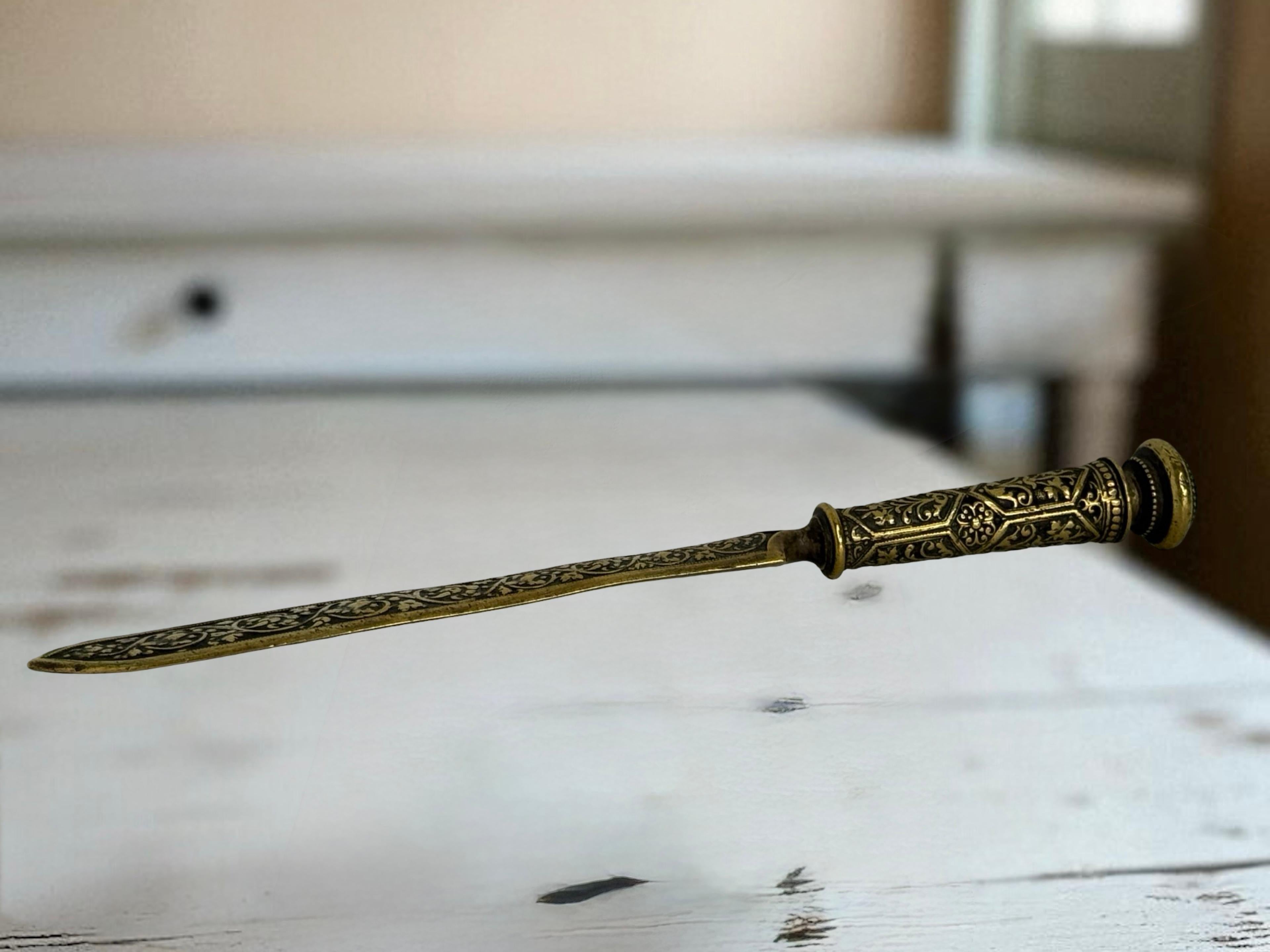 Antique Franch Art Nouveau Bronze Letter Opener, 1900s or older For Sale 7