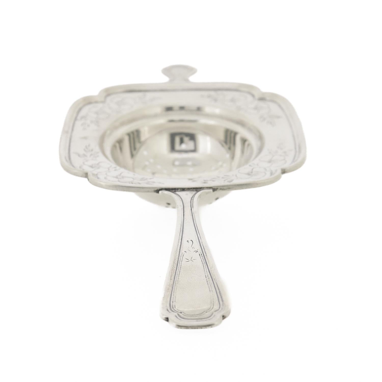 Antico colino da tè in argento sterling Frank Whiting con fiori di ciliegio in vendita 2