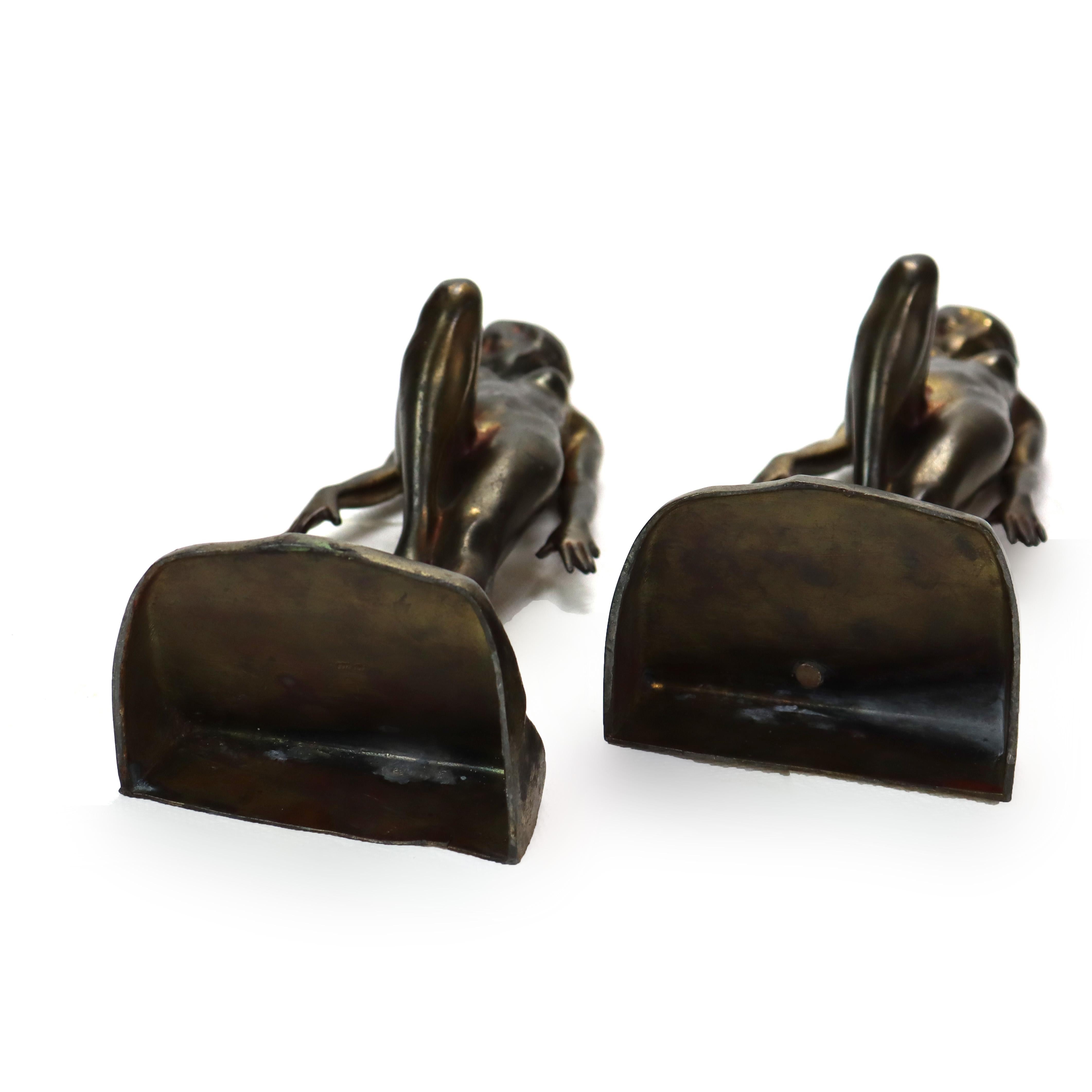 20ième siècle Antique Frankart School Art Deco Bronzed Figural Bookends C1930 en vente