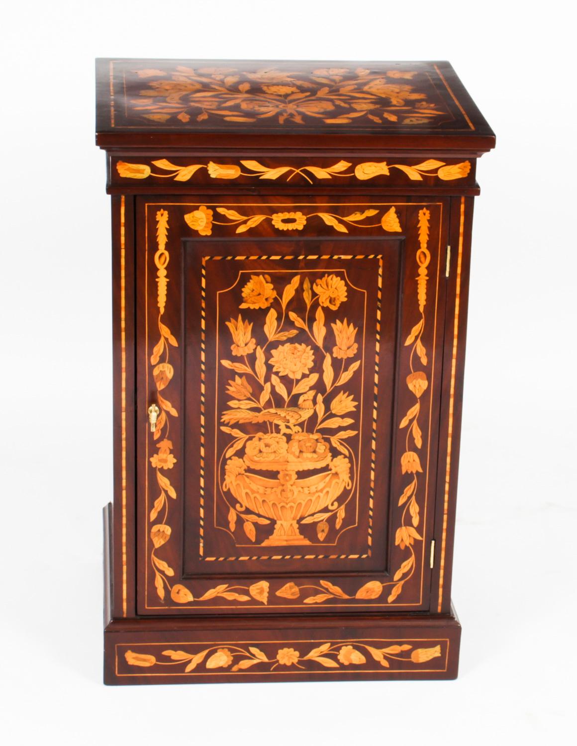 Antique Free Standing Dutch Mahogany Marquetry Bedside Cabinet Pedestal 19th C In Good Condition In London, GB