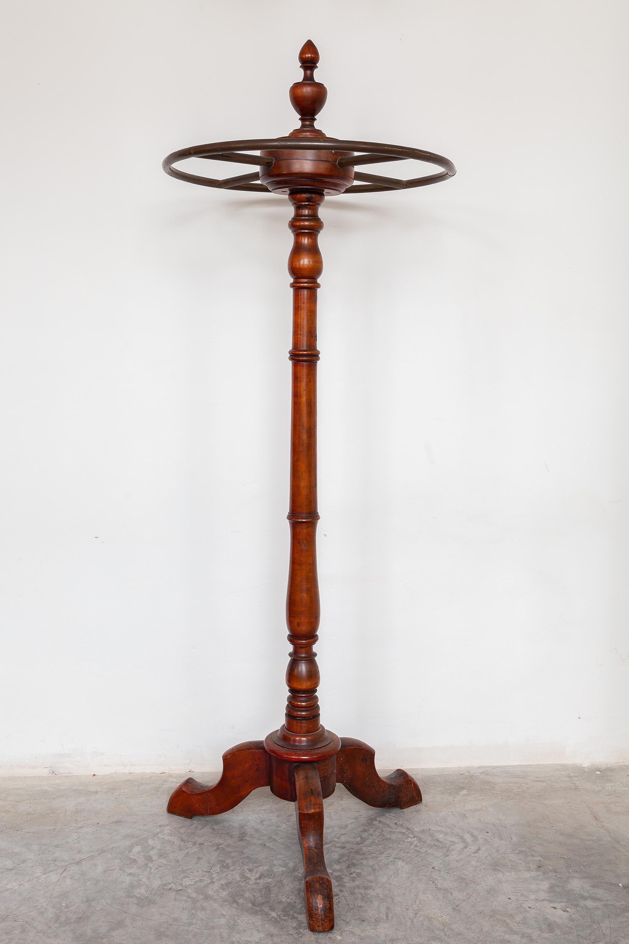 coat rack old fashioned