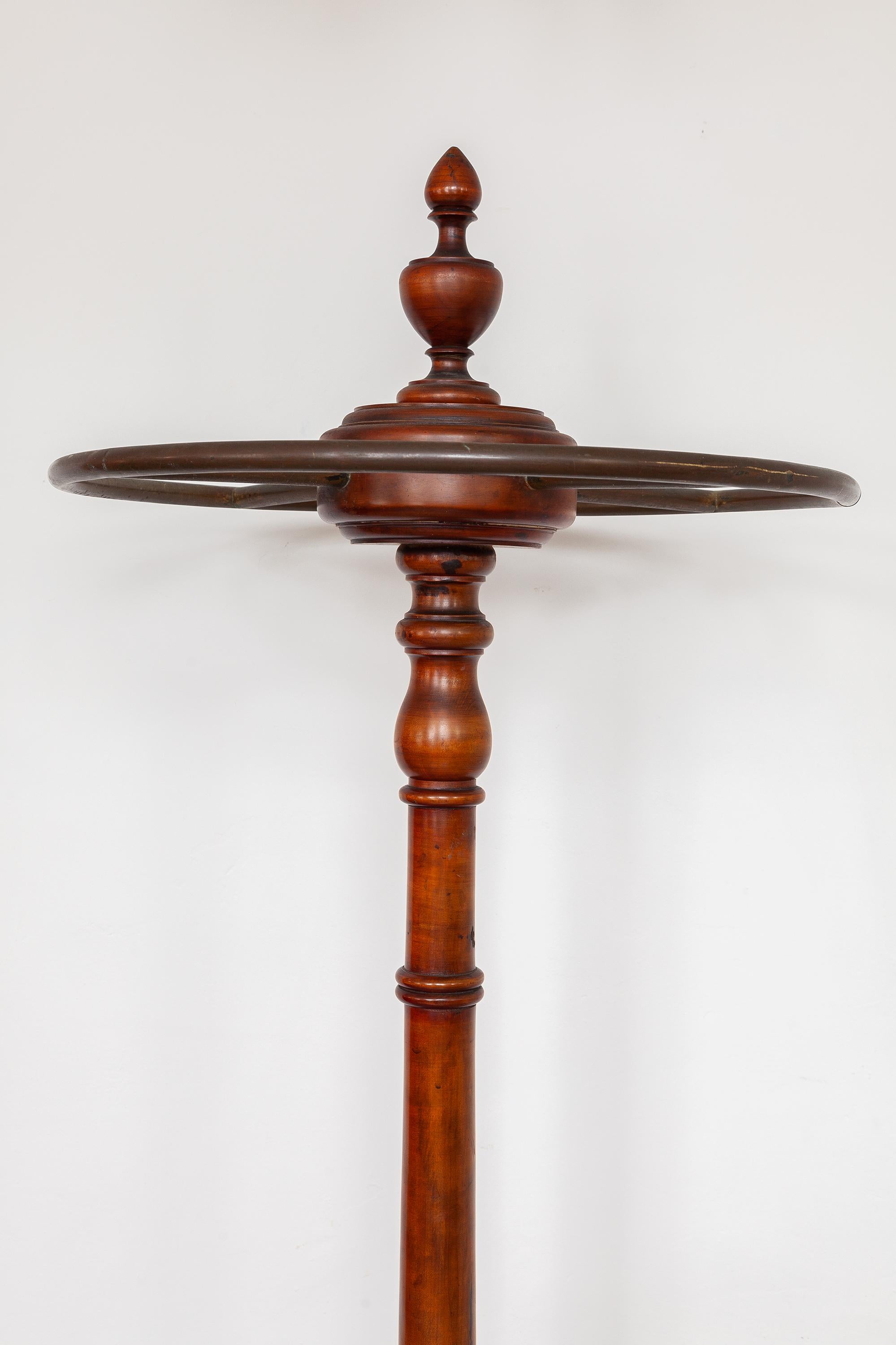 old fashioned coat stand