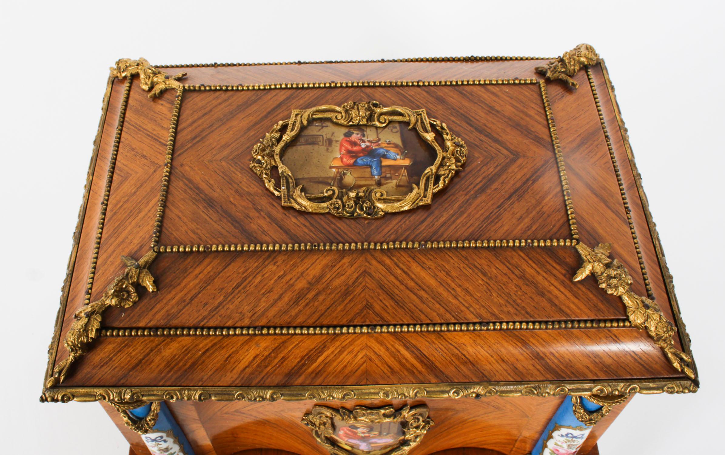 Antique Frenc Sevres and Ormolu Mounted Cigar Humidor c.1870 19th Century 4