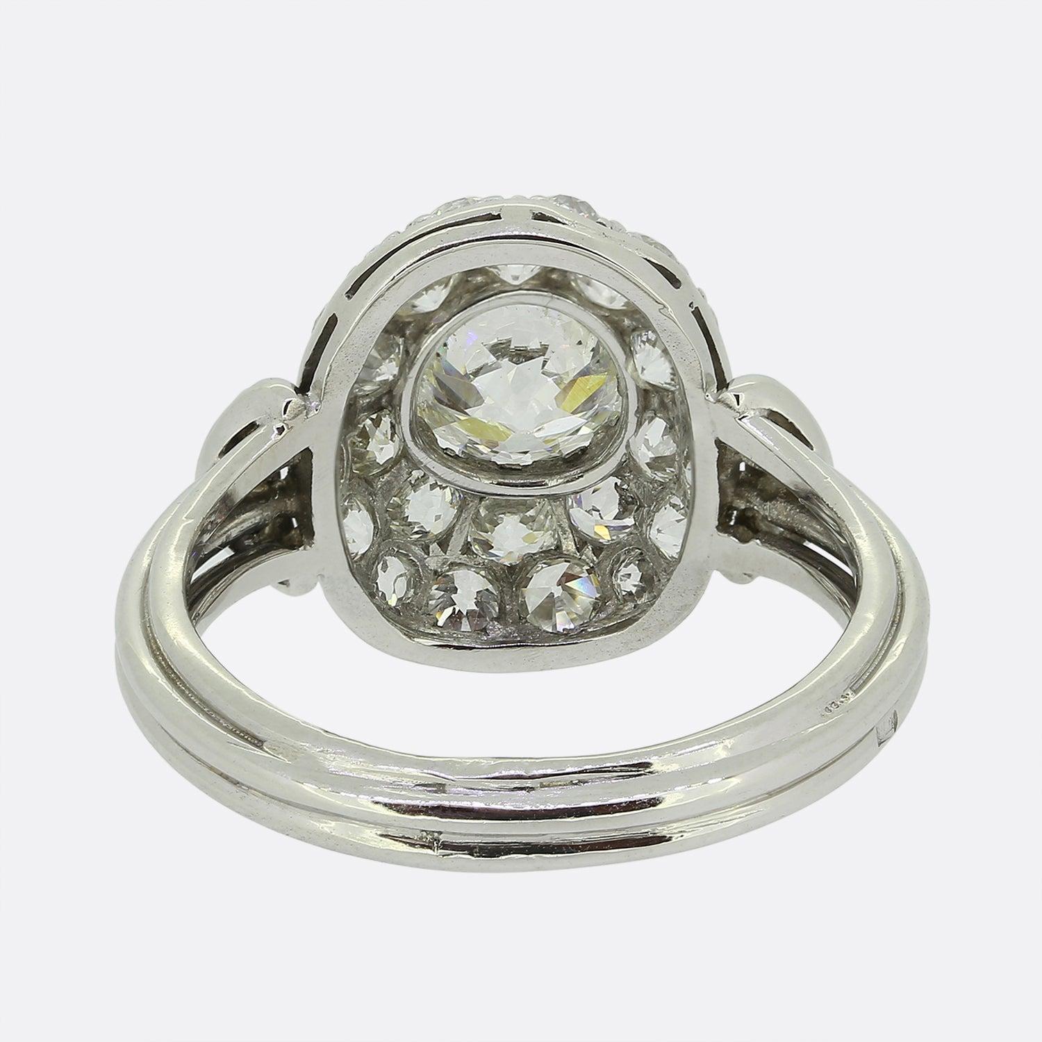 Antiker französischer 1,20 Karat Diamant-Cluster-Ring (Alteuropäischer Schliff) im Angebot