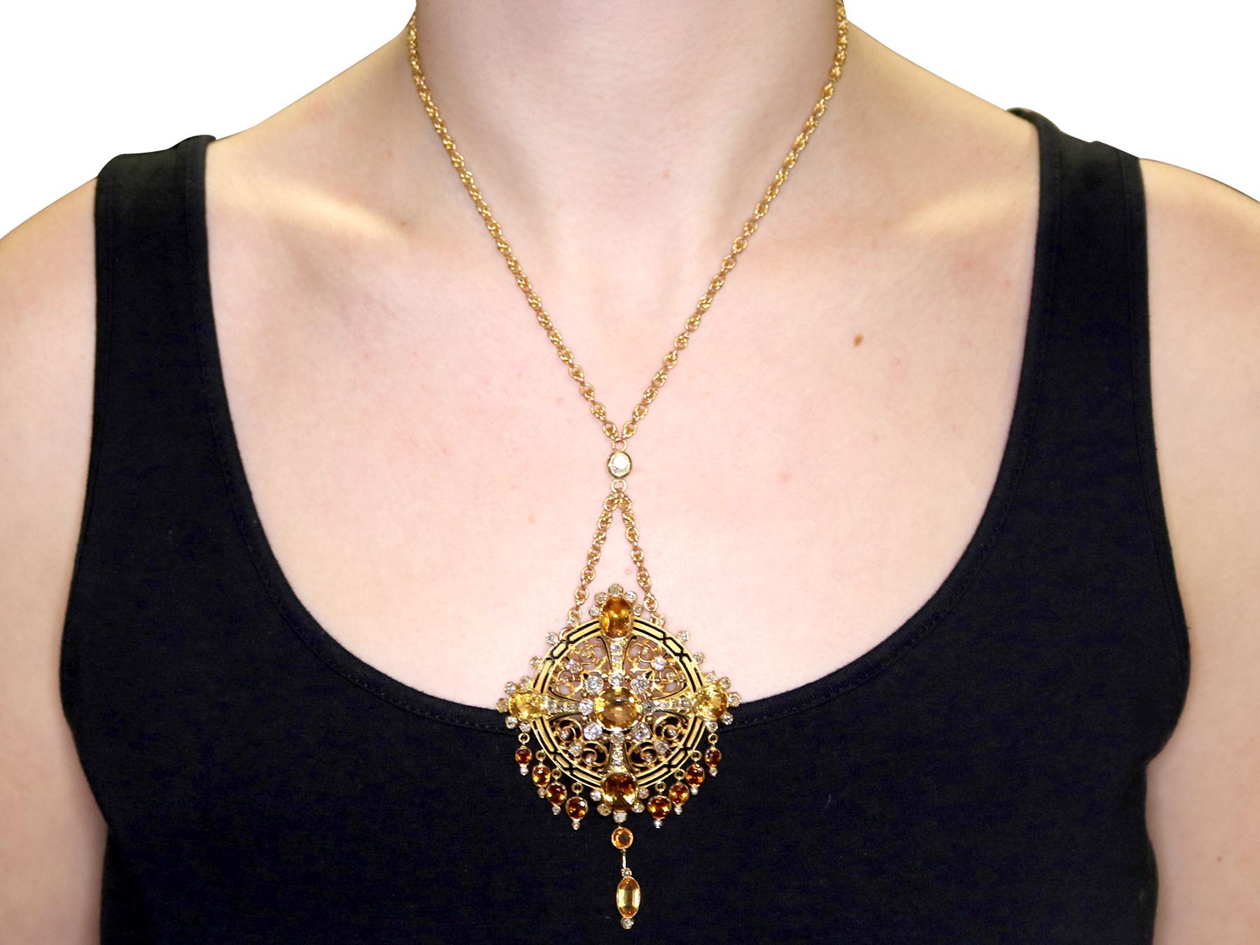 Pendentif ancien en or et émail avec citrine de 12,85 carats et diamant de 3,49 carats en vente 5