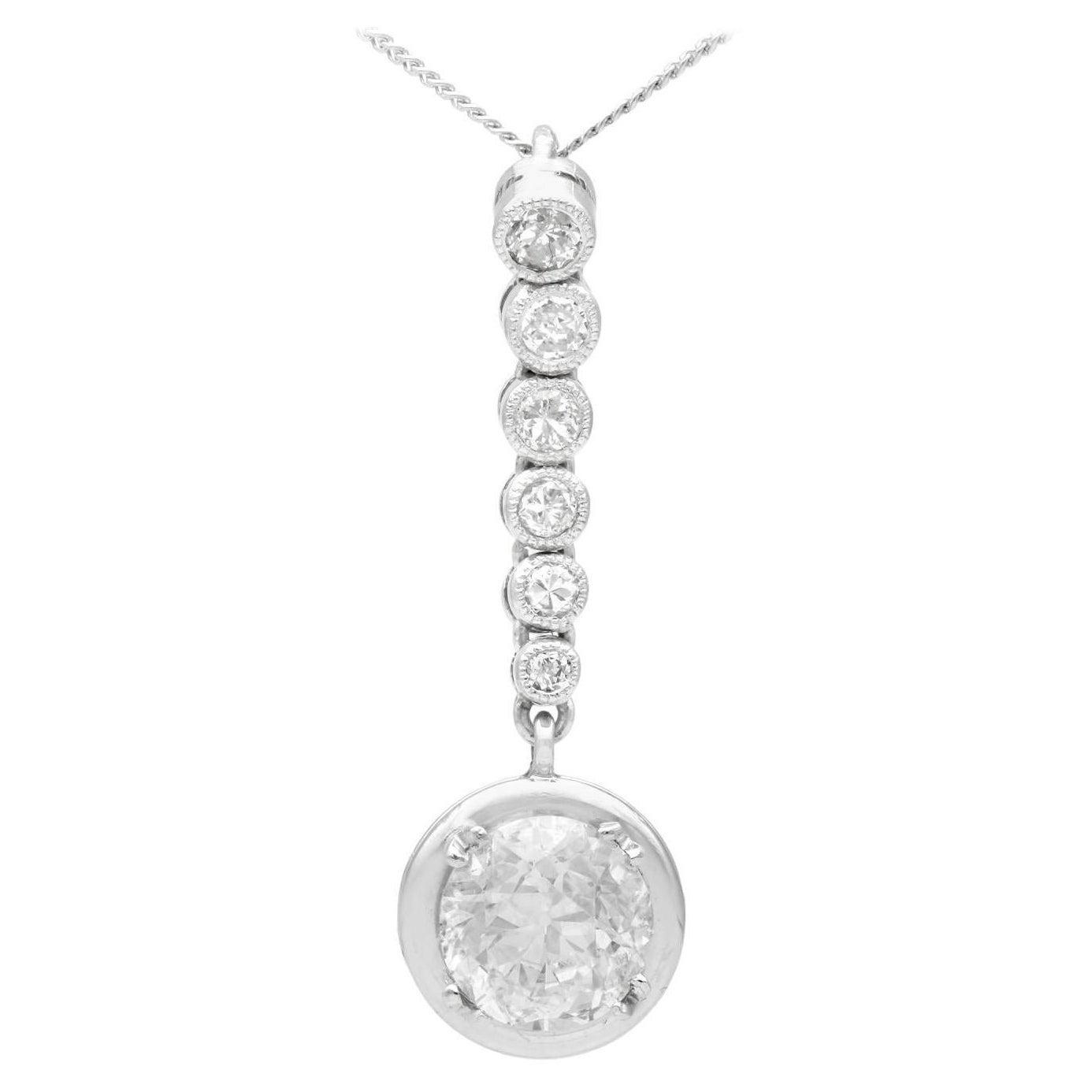 Ciondolo a goccia in platino e diamanti da 1,41 carati di Antique French