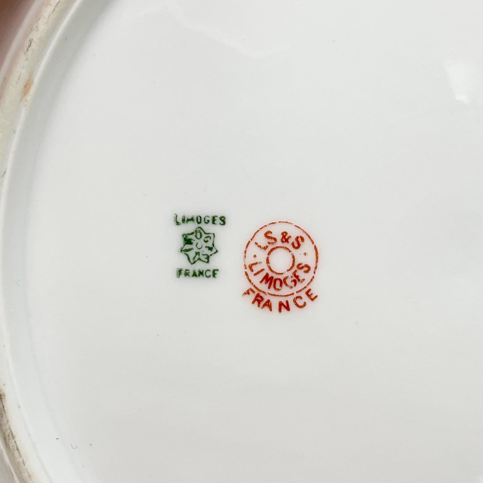 Antique French Servicio de 15 Piezas de Porcelana Azul y Dorada de Limoges, Circa 1870. 12