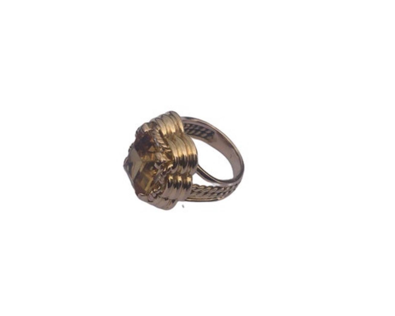 Antique French 18 Ct Gold Cocktail Ring Set with a Citrine In Good Condition For Sale In Dordogne, FR