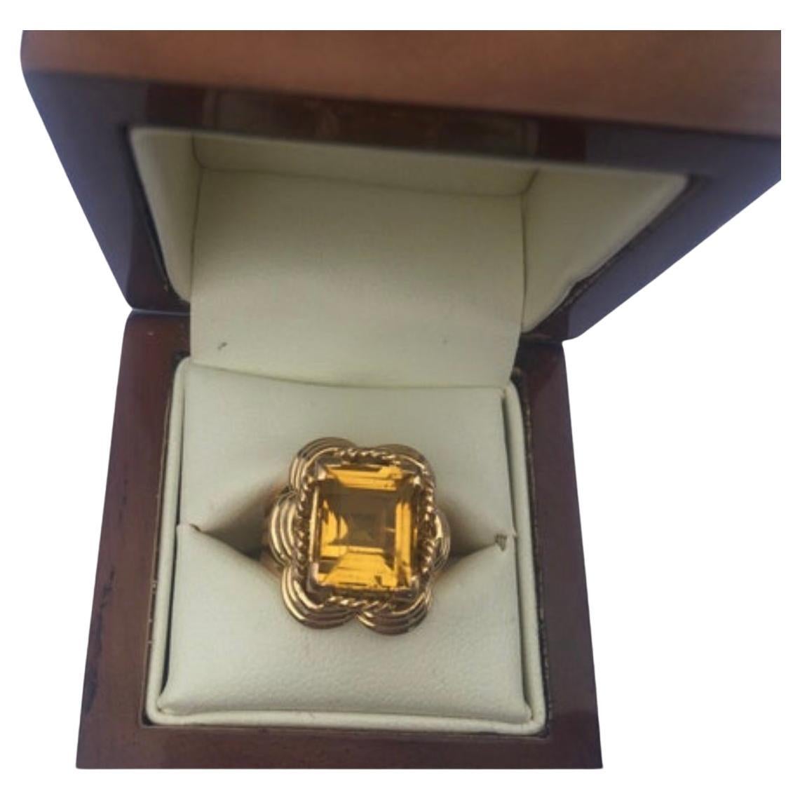Antique French 18 Ct Gold Cocktail Ring Set with a Citrine For Sale