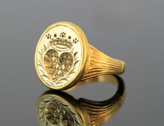 Bague française ancienne en or 18 carats:: sceau royal:: 18ème siècle:: vers 1780