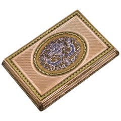 Antique French 18-Karat Two-Color Gold and Enamel Snuff Box, circa 1840