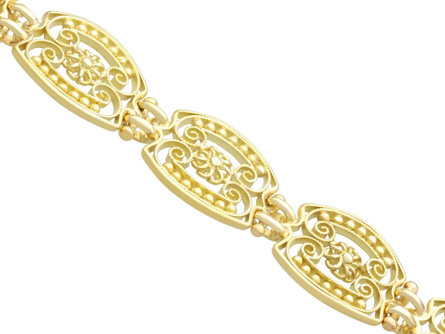 Women's or Men's Antique French 18 Karat Yellow Gold Bracelet For Sale