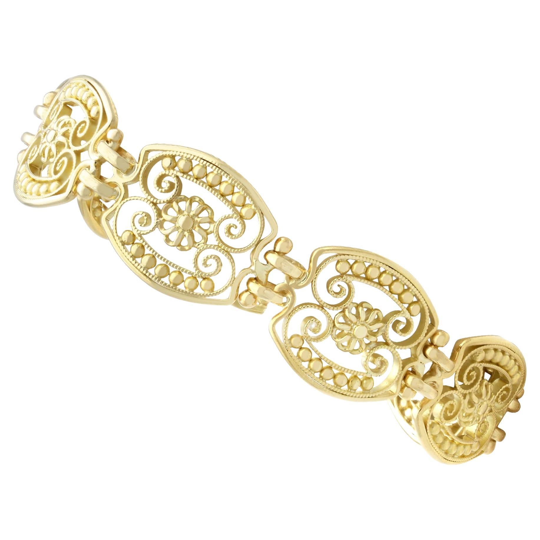 Bracelet français ancien en or jaune 18 carats en vente