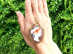 Antique French 18 Karat Yellow Gold Cameo Pendant