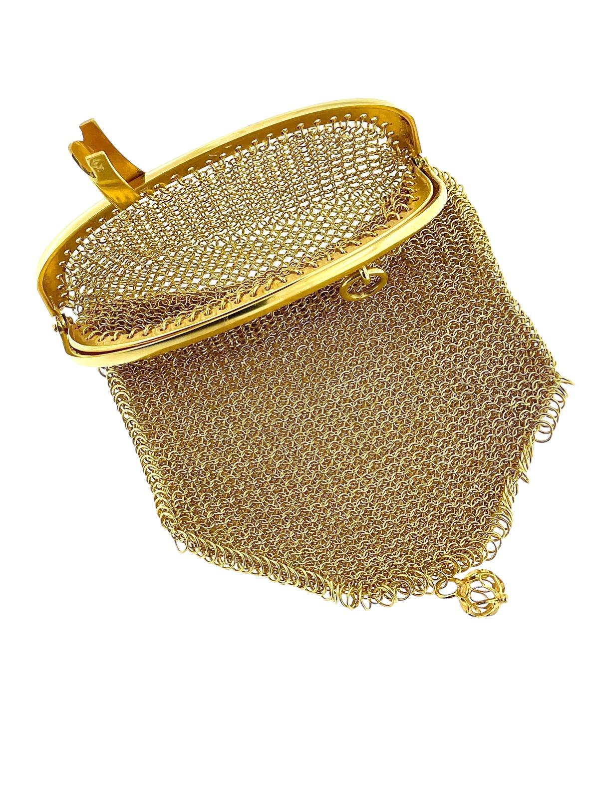 Antique French 18 karat Yellow Gold Mesh Coin Purse Pendant In Good Condition For Sale In Esch sur Alzette, Esch-sur-Alzette