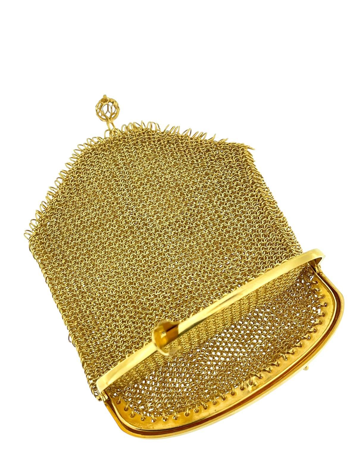 Women's or Men's Antique French 18 karat Yellow Gold Mesh Coin Purse Pendant For Sale
