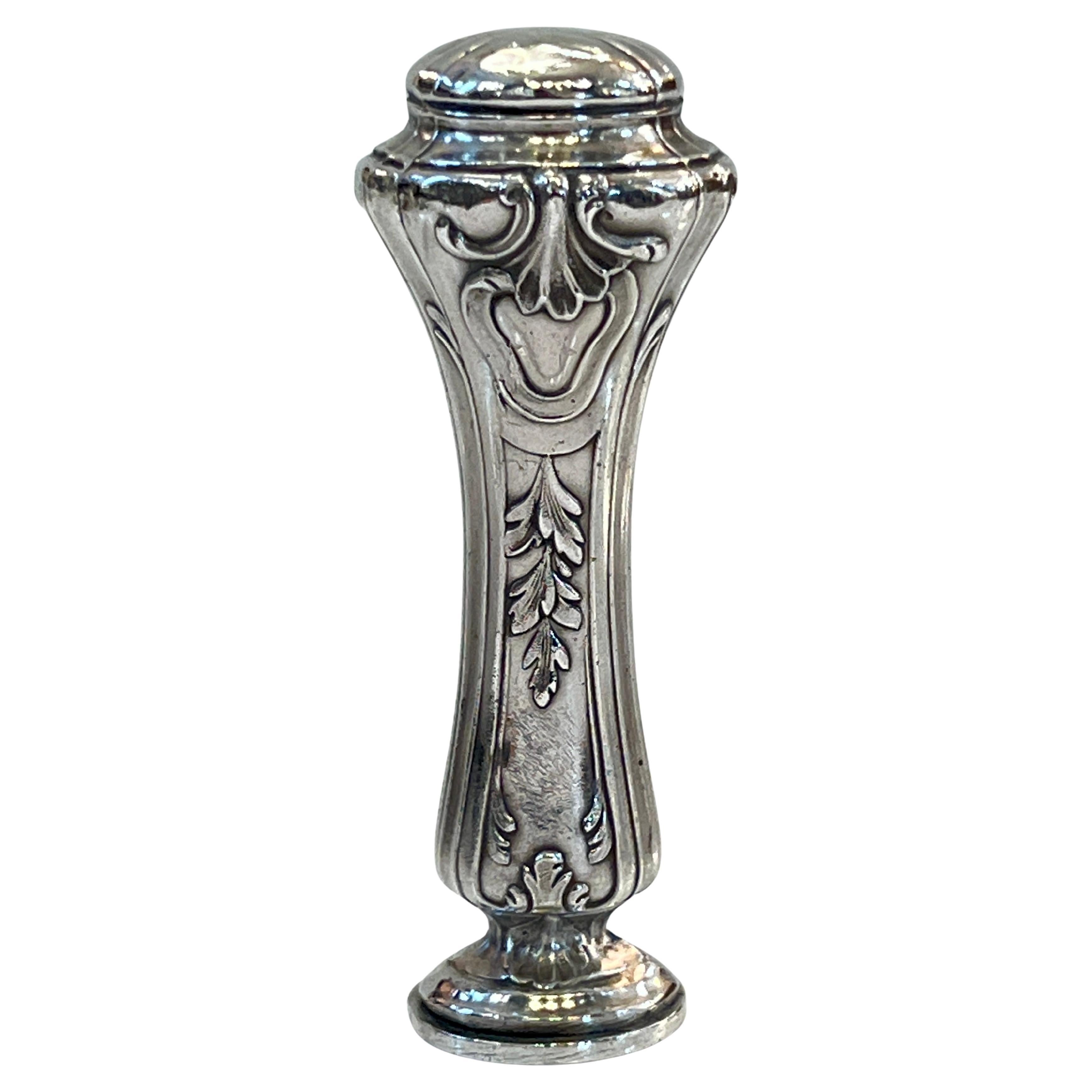 Antique French 1880s Silver Plated Vine Leaf Organic Lines Round Wax Seal Stamp For Sale