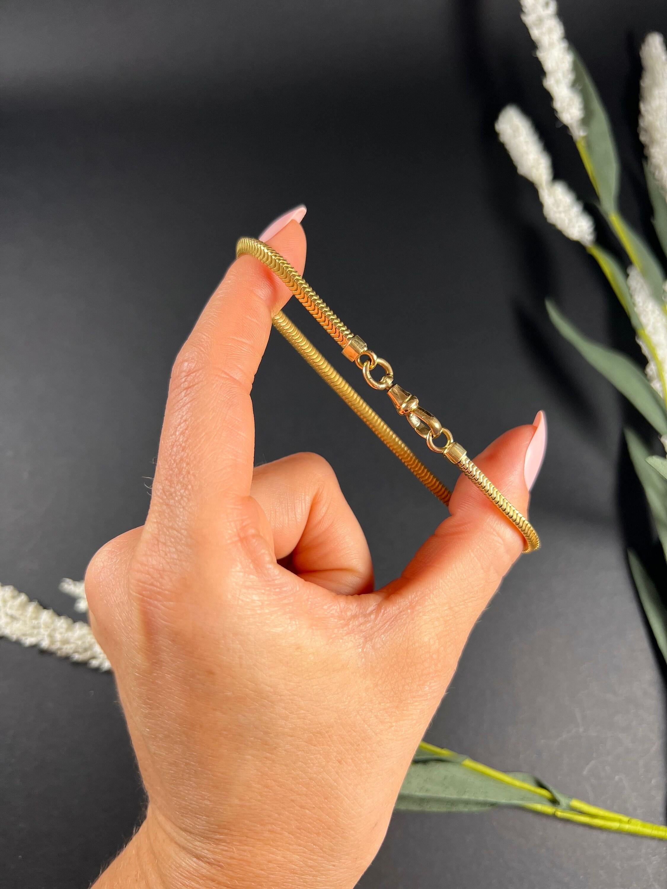 Bracelet français ancien à maillons serpent en or 18 carats en vente 4