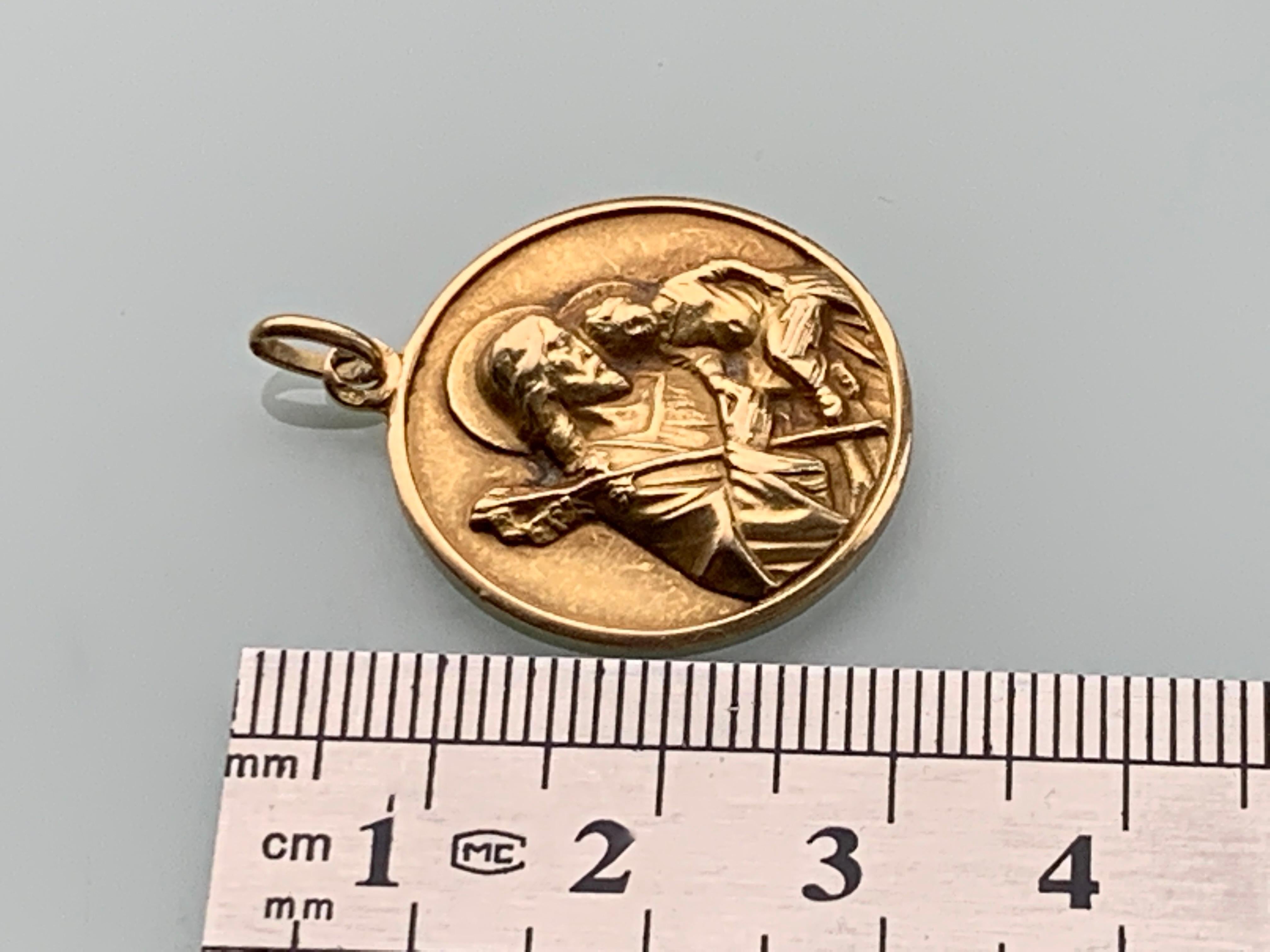 Antique French 18ct Gold St.Christopher Pendant For Sale 2