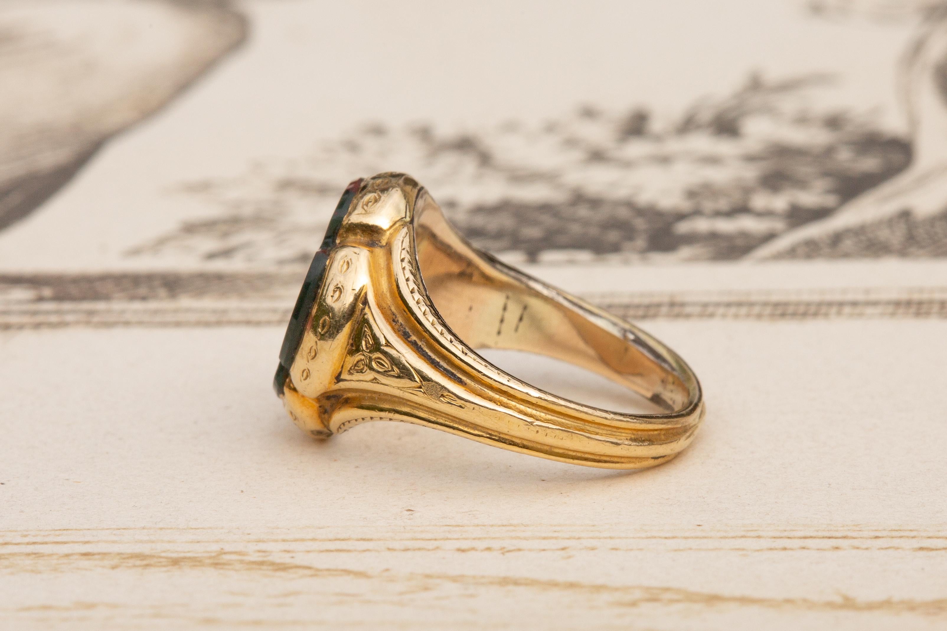 Antique French 18K Gold Bloodstone Intaglio Signet Seal Pinky Ring Victorian  In Excellent Condition In London, GB