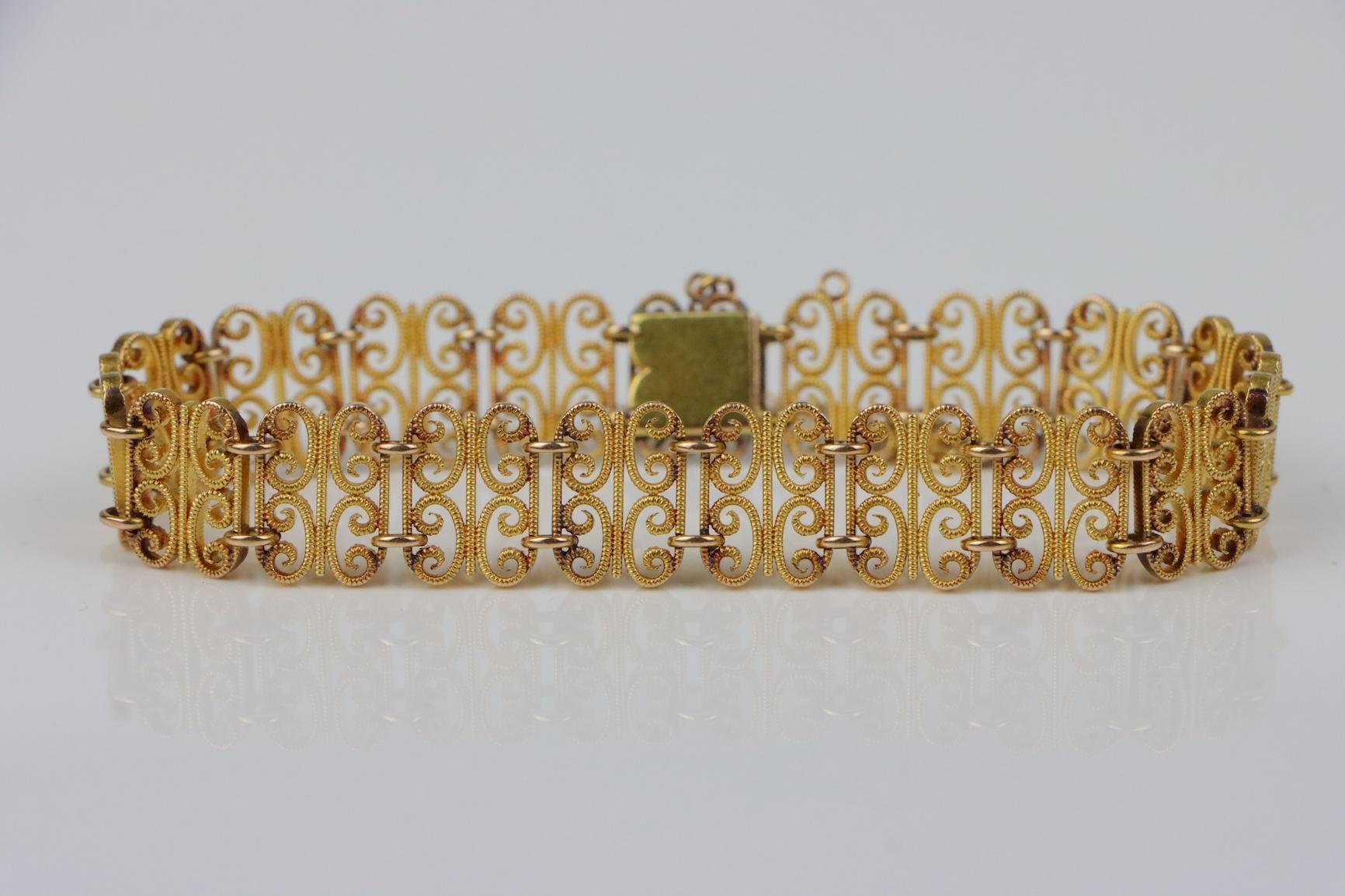 Women's Antique French 18K Gold Bracelet For Sale