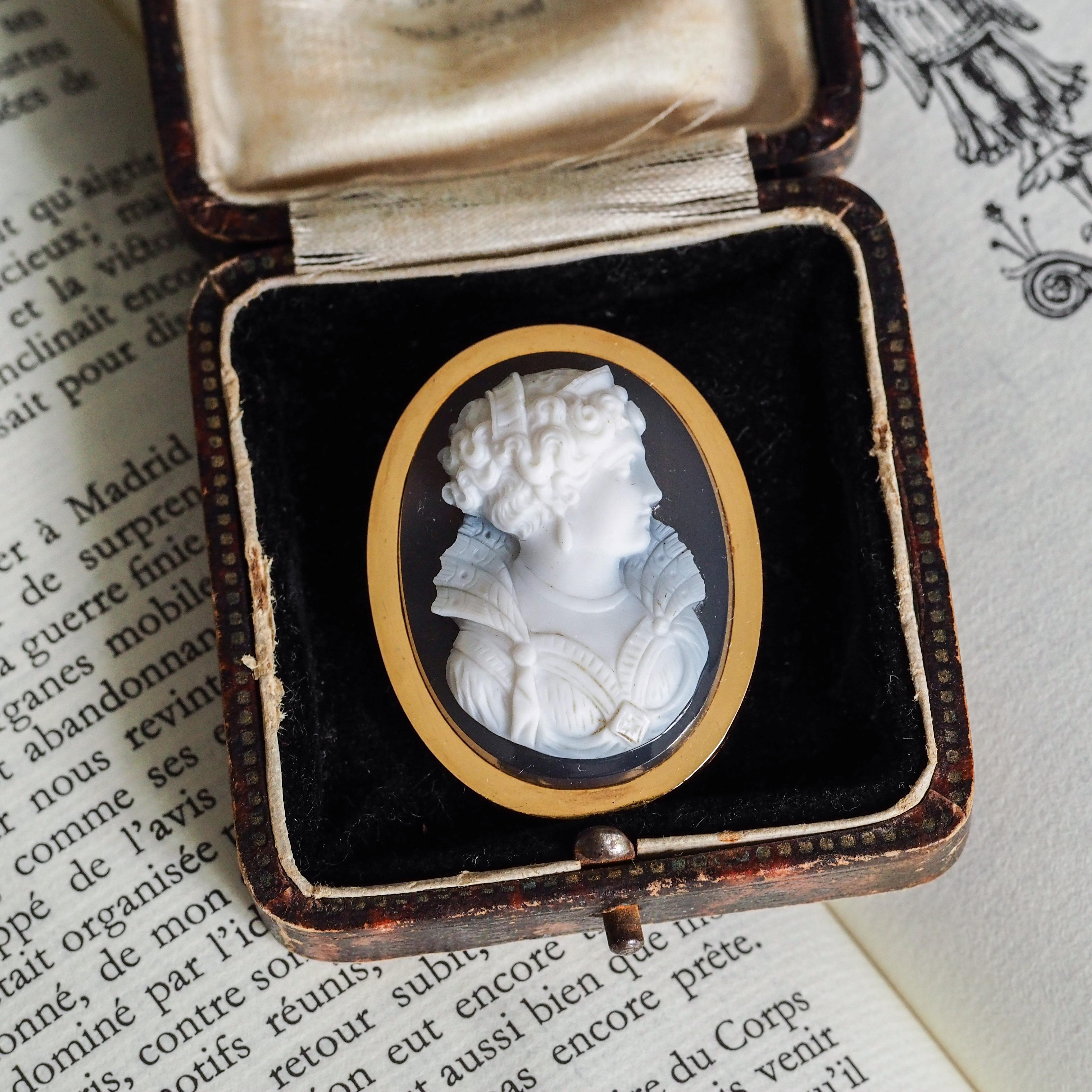 Antique French 18K Gold Cameo Agate Hardstone Victorian - c.1880 For Sale 13