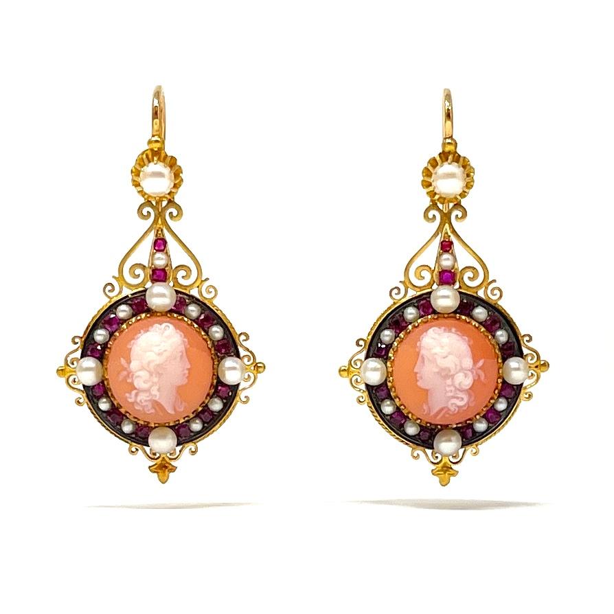 Women's or Men's Antique French 18K Gold Cameo Demi Parure with Rubies and Pearls For Sale