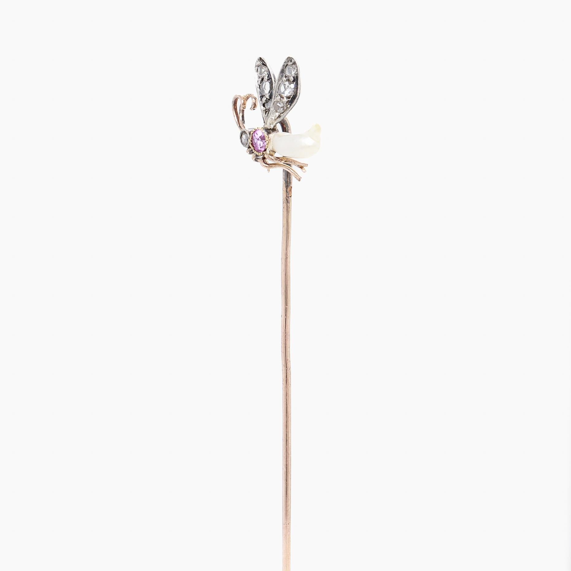 Antike französische 18 Karat Gold, Silber, Diamant, Saphir & Perlen Insect/Bee Stickpin für Damen oder Herren im Angebot