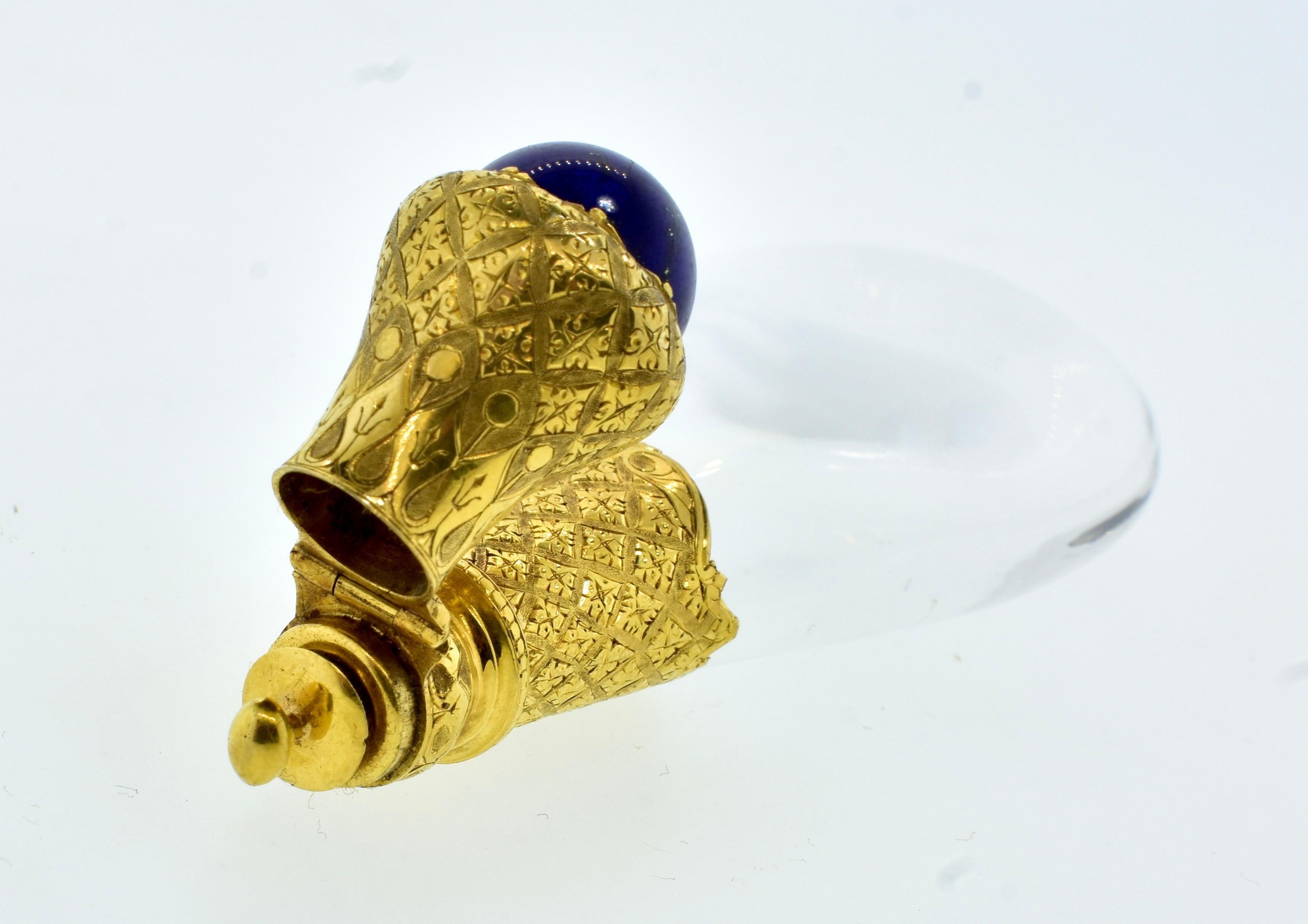 Ancienne bouteille de parfum en cristal de roche, Lapis et 18K, Auguste Fraumont, 1850 en vente 1