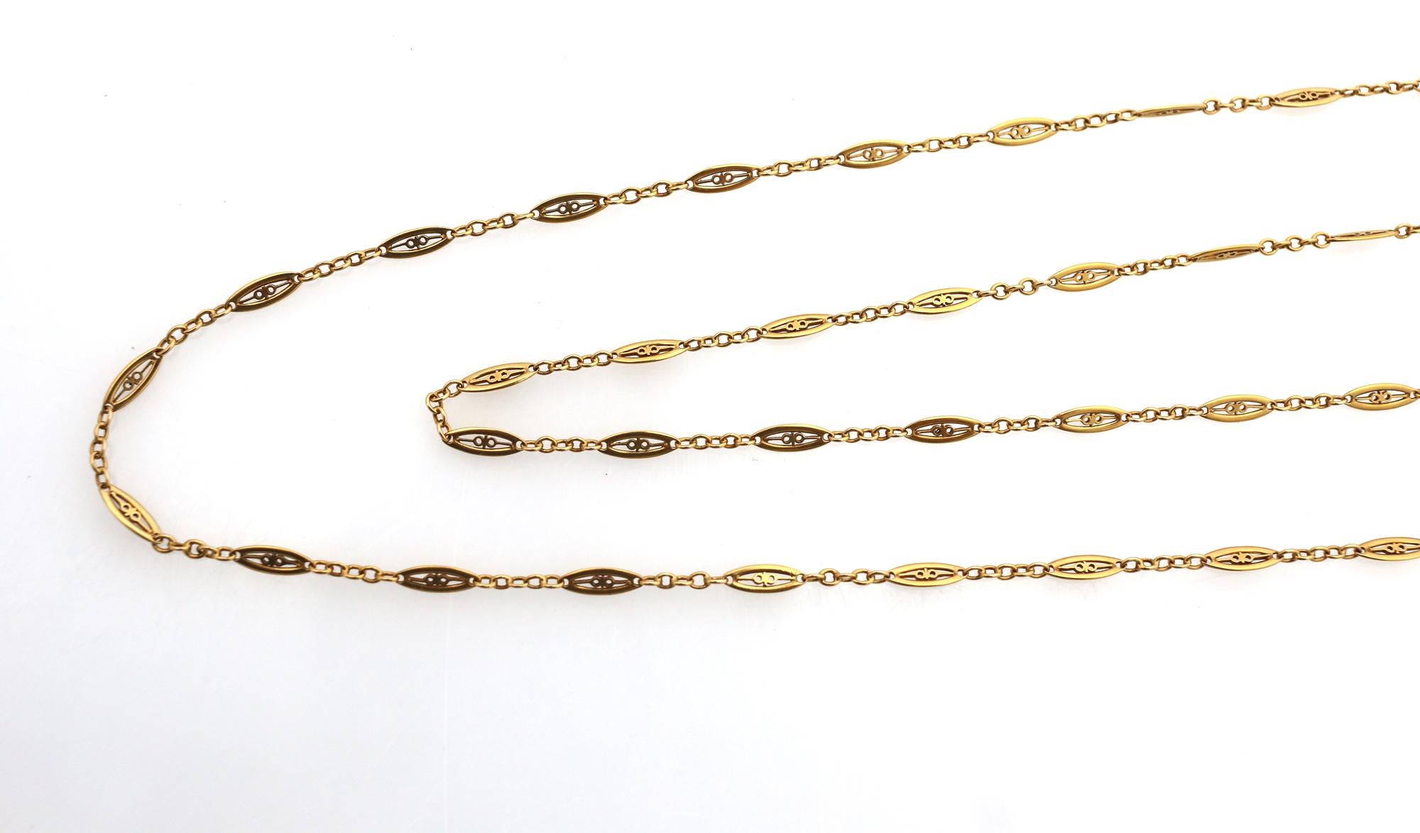 Antique French 18K Yellow Gold Chain Necklace. 1860. Very interesting and rare hand made pattern. A great addition to an antique pendant!
Weight: 25 gr
Length: 77 sm (30 inch)
