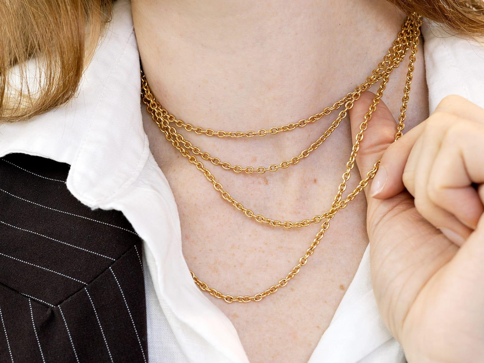 Catena Longuard francese in oro giallo 18k Circa 1900 In condizioni ottime in vendita a Jesmond, Newcastle Upon Tyne