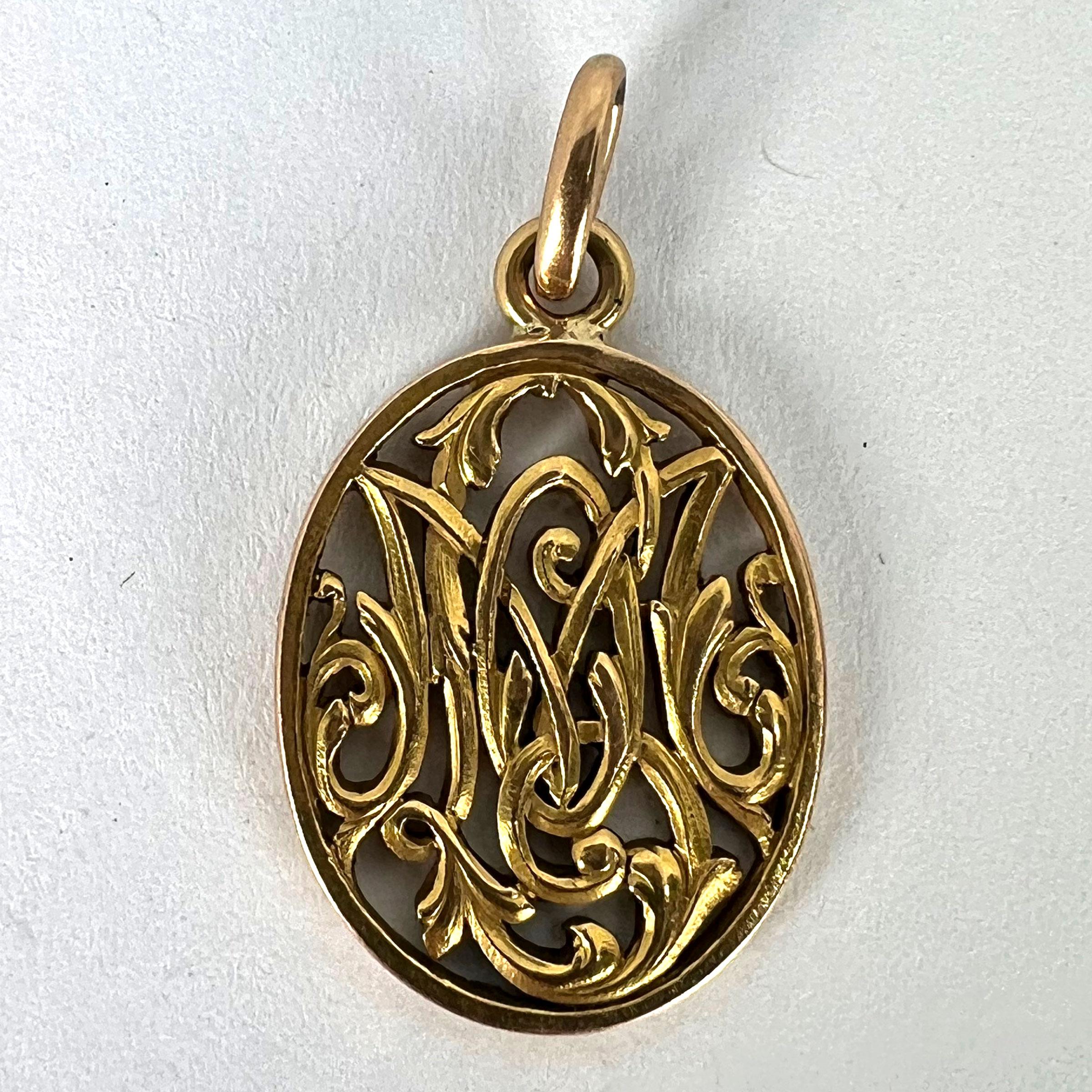 Antique French 18K Yellow Gold OM/MO Initials Monogram Charm Pendant For Sale 9