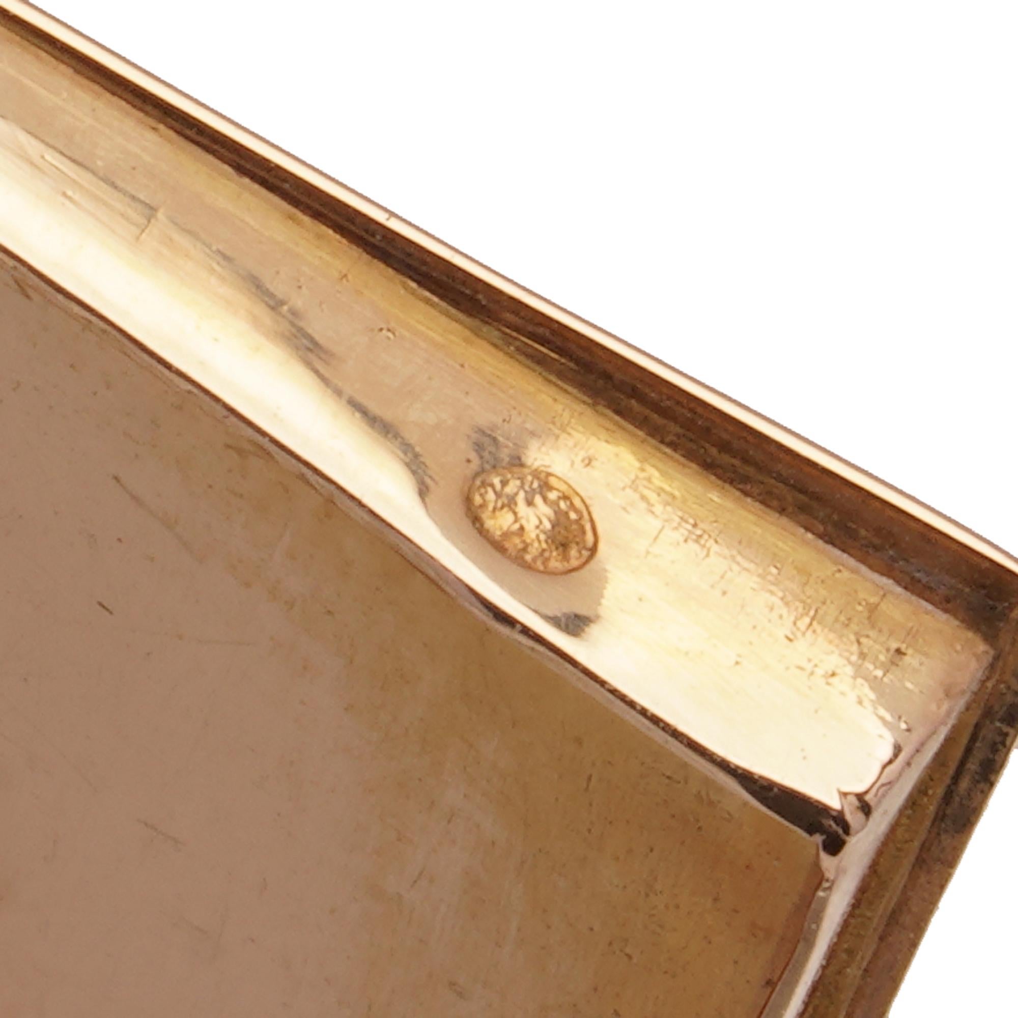 Antique French 18kt Gold Engine-Turned Snuff Box For Sale 6