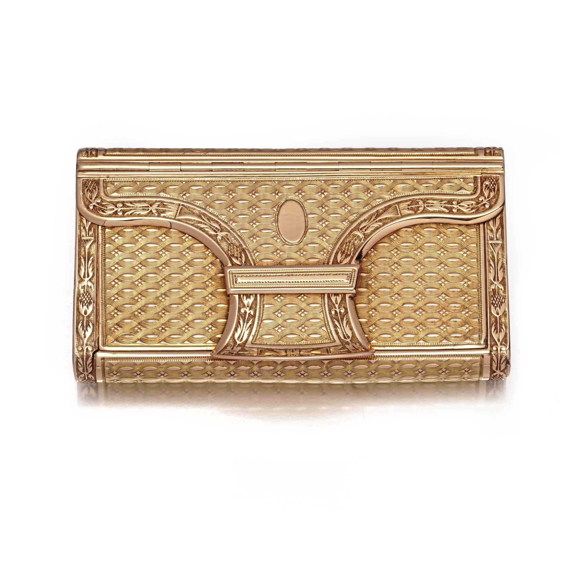 Antique French 18kt Gold Engine-Turned Snuff Box In Good Condition For Sale In Braintree, GB