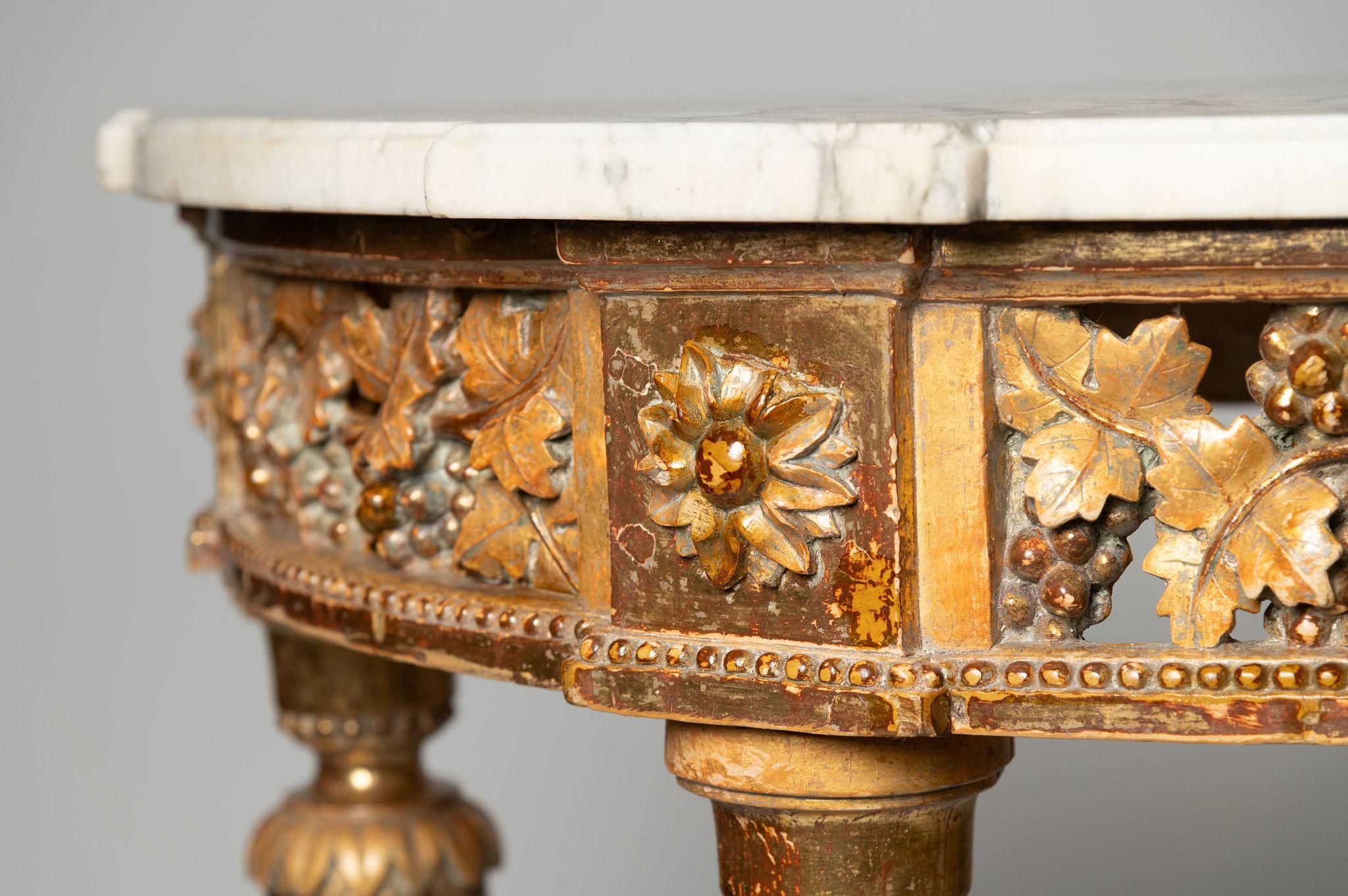 Antique French 18th Century console table In Good Condition For Sale In Maidstone, GB