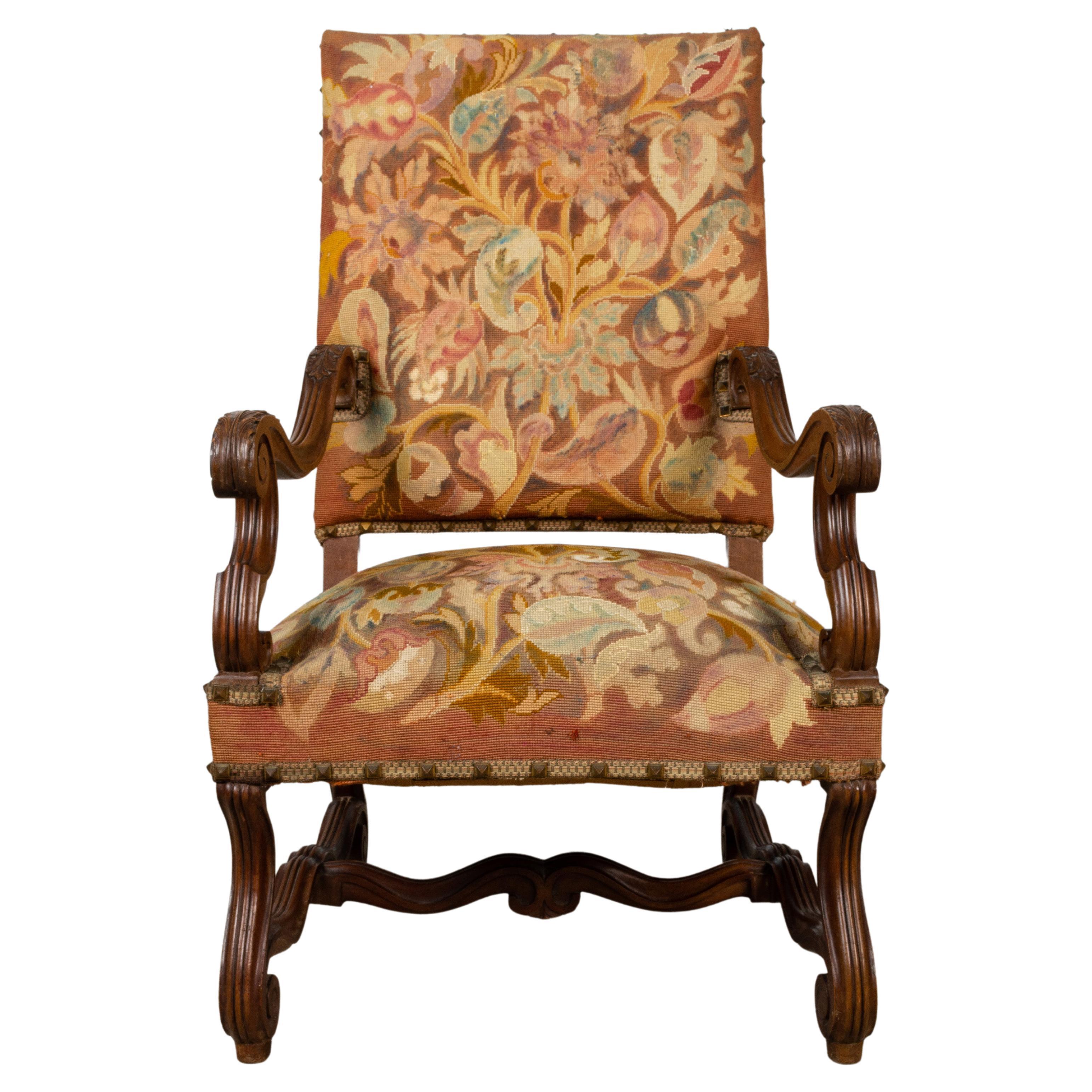 18th Century and Earlier Antique French 18th Century Walnut Elbow Fauteuil Armchair, circa 1720 For Sale