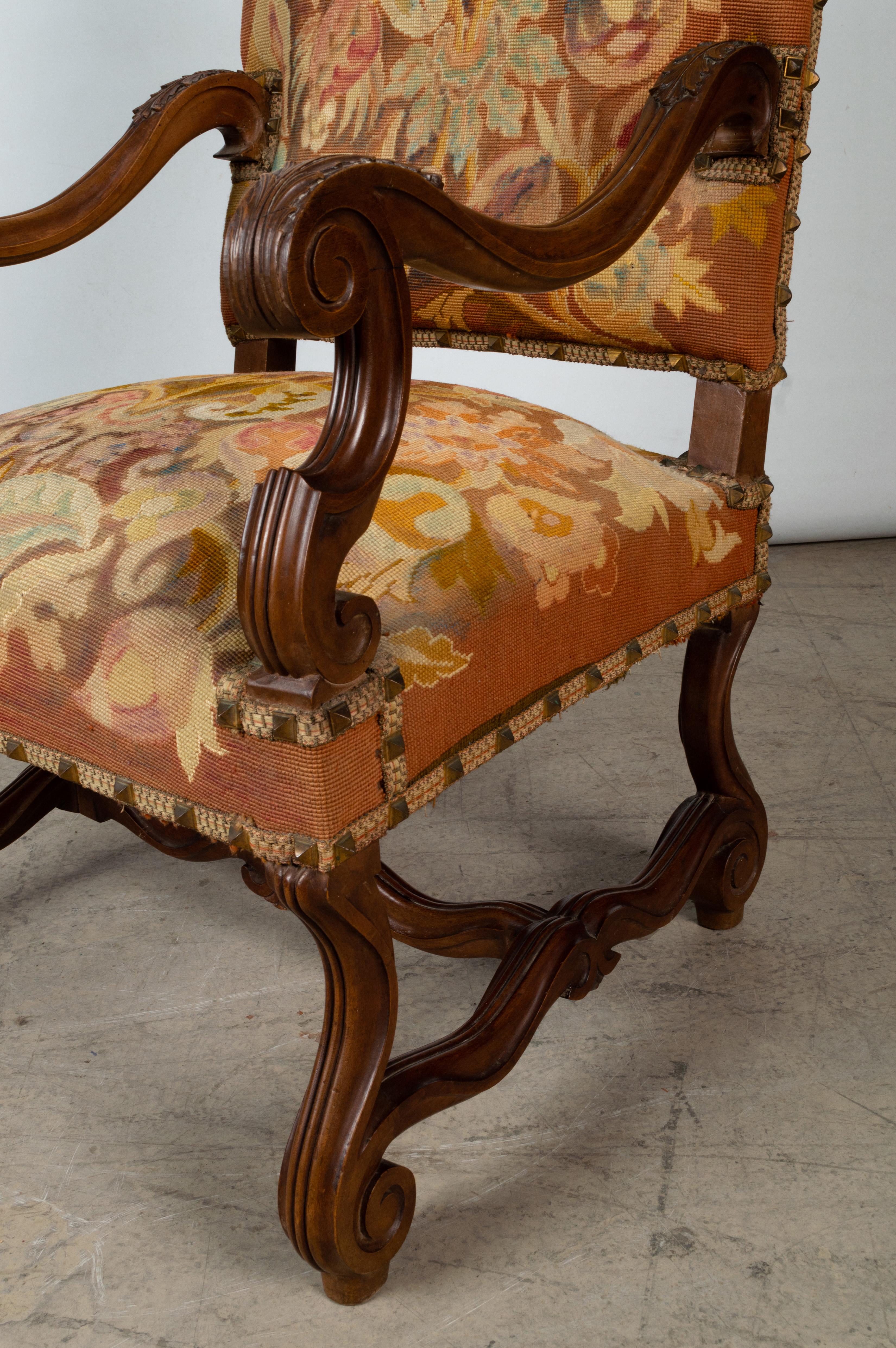 Antique French 18th Century Walnut Elbow Fauteuil Armchair, circa 1720 For Sale 3