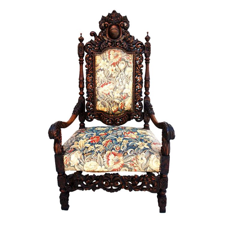 Antique French 19 th century throne chair For Sale