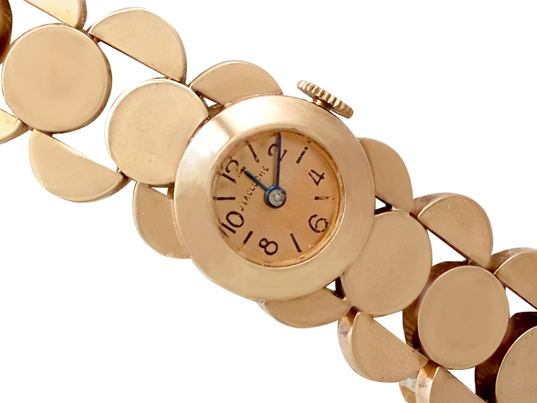 A fine, impressive and exceptional antique La Cloche ladies watch in 18k rose gold; part of our authentic and collectable vintage watch range for ladies and gents.

This fine and exceptional antique La Cloche ladies watch has been crafted in 18k